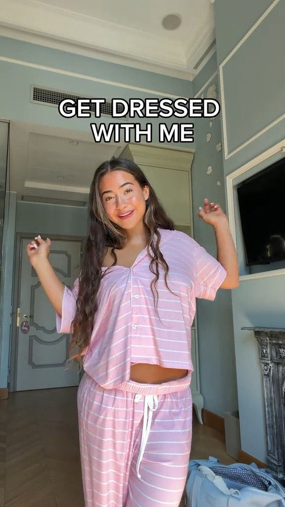 get dressed with me 🫧🌸✨💞 the sweater IMMEDIATELY came off it’s so hot in Milan rn. anyways comfy + basic fits will always have my heart 😚😚

#LTKgrwm #LTKootd #LTKdayinmylife