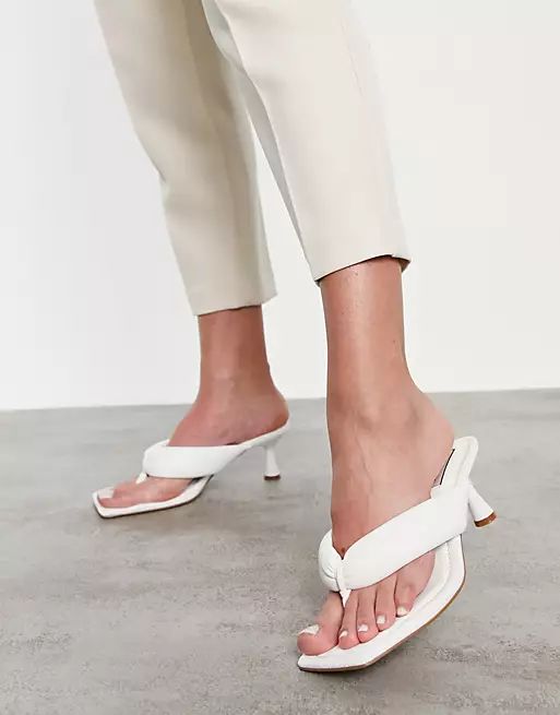 Stradivarius padded strap sandal in white | ASOS (Global)