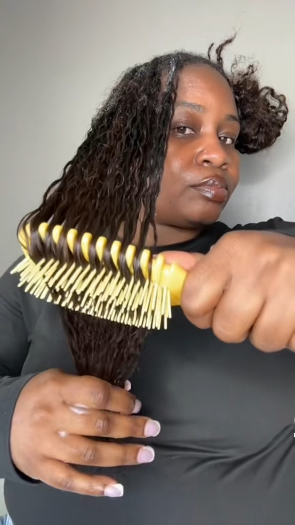 If your curls feel dry, undefined, or hard to manage… this is what’s been working for me 🤎

I stopped overcomplicating my routine and focused on moisture + definition + the right tools

Here’s what I use:
✔ Moisturizing hair milk to hydrate and soften
✔ Styling mousse for curl definition + hold
✔ Flexible detangling brush for even product distribution
✔ Edge control to finish the look
✔ Satin scrunchies to protect my hair

This routine helps me keep my hair defined, soft, and manageable without buildup

If you have 4C hair and struggle with dryness or definition… try simplifying your routine

Everything I used is linked here 👇🏾


#LTKgrwm #LTKdayinmylife #LTKBeauty