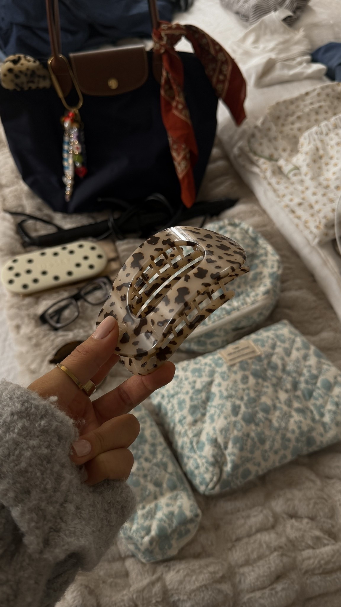 The flat claw clip is so nice! 

#LTKdayinmylife #LTKmomlife #LTKselfcare