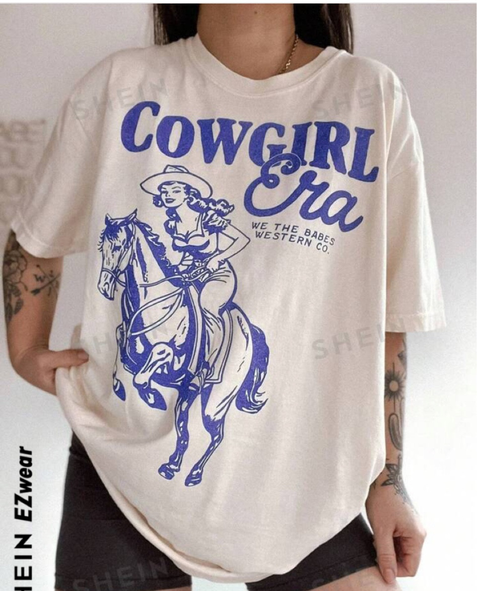 Tops from SHEIN / graphic tshirt/ cowgirl outfit 