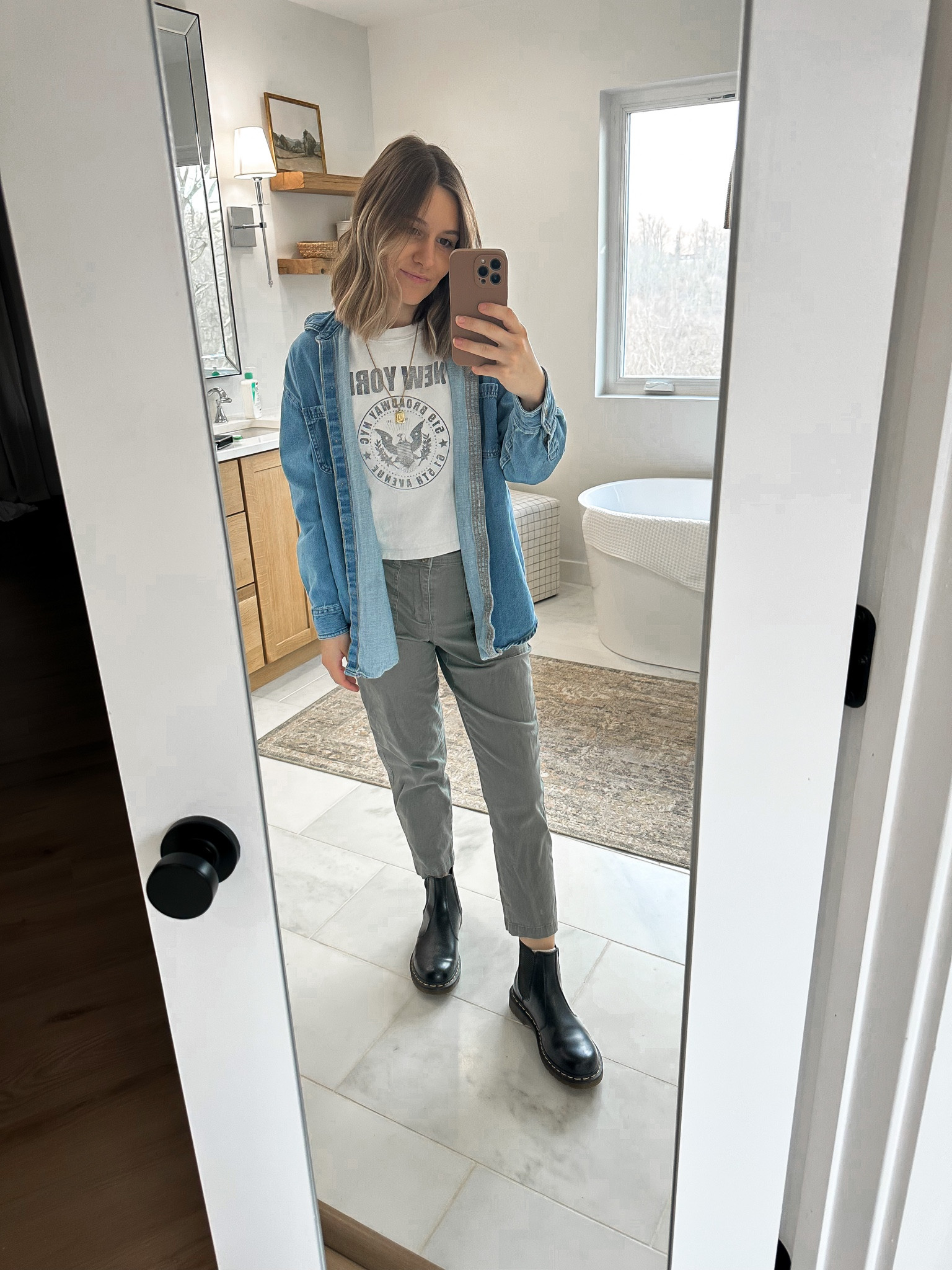 Casual outfit of the day 

#LTKunder50 #LTKshoecrush #LTKstyletip