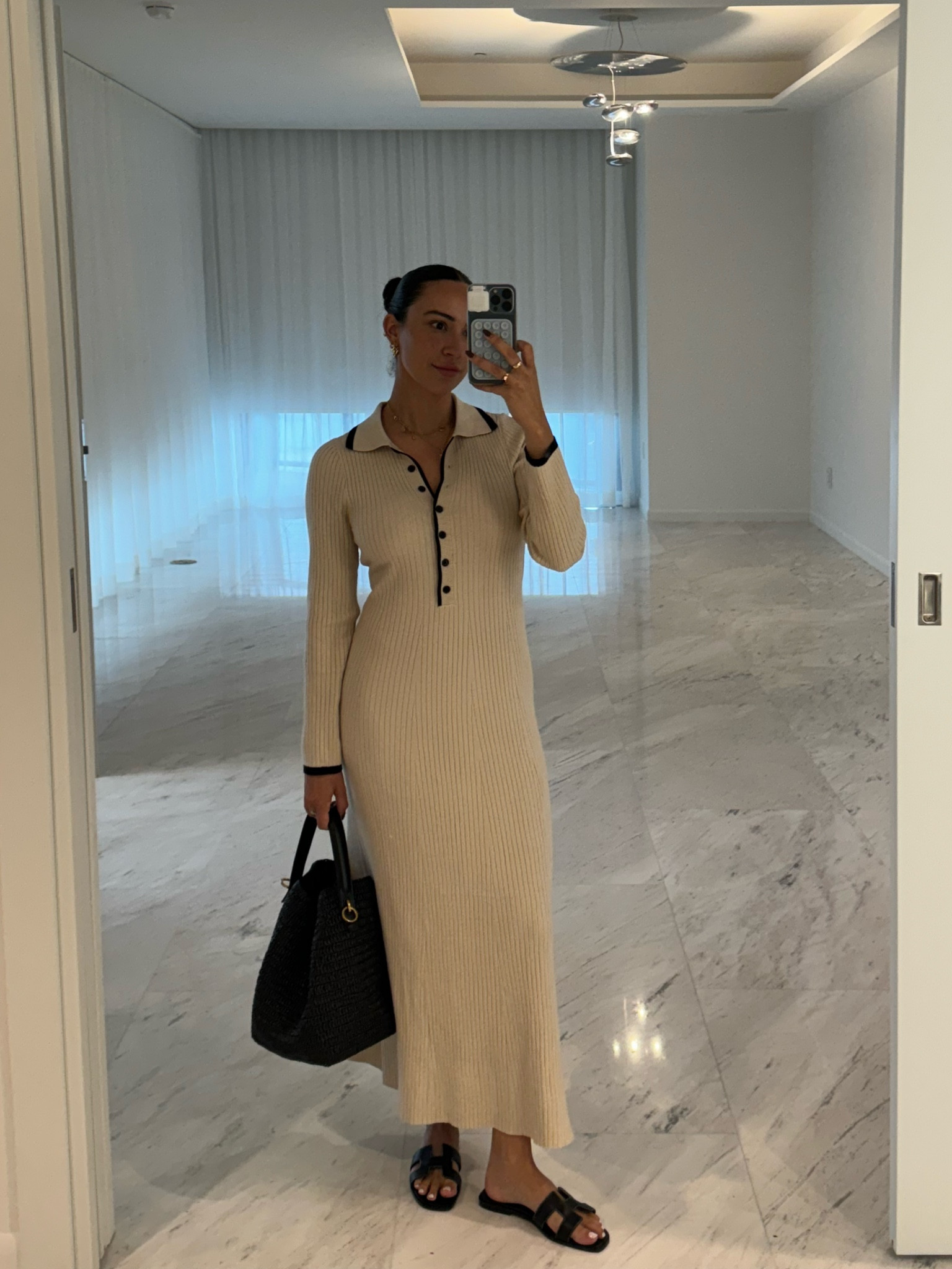 The perfect fall dress, wearing a size S and I’m 5’2! Comes in lots of colors too!

Fall dress, work dress holiday dress 

#LTKWorkwear #LTKFindsUnder50