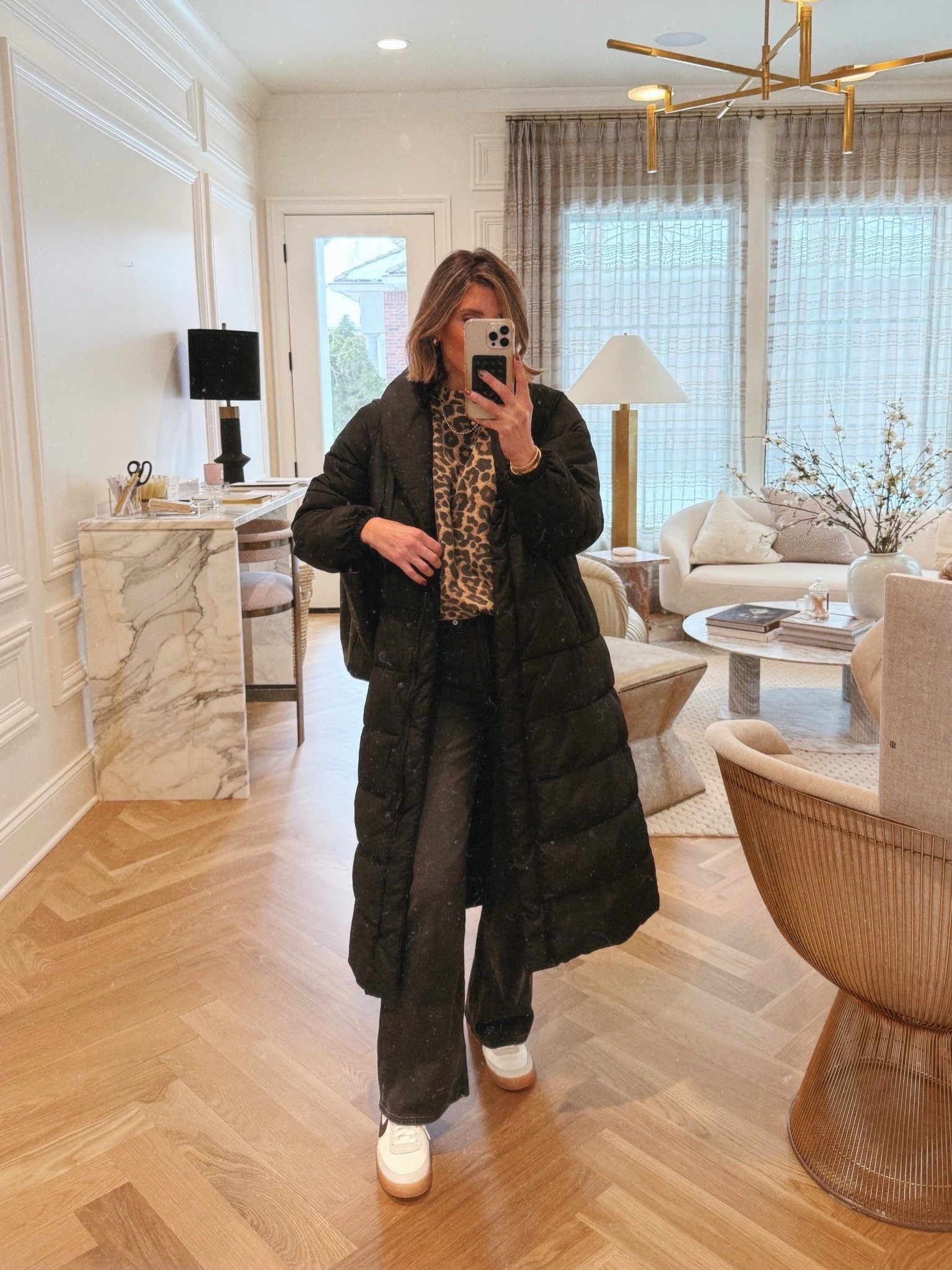 Comfort but make it cute 🤍
Sweatpant jeans and leopard sweatshirt both fit TTS — wearing size small.
Shop the look ✨
@gapstyle @Shopbop @amazonfindsandfashion @Varley 
#LTKfashion #LTKaffordable #casualwear #outfitinspo #tryonhaul

#LTKootd