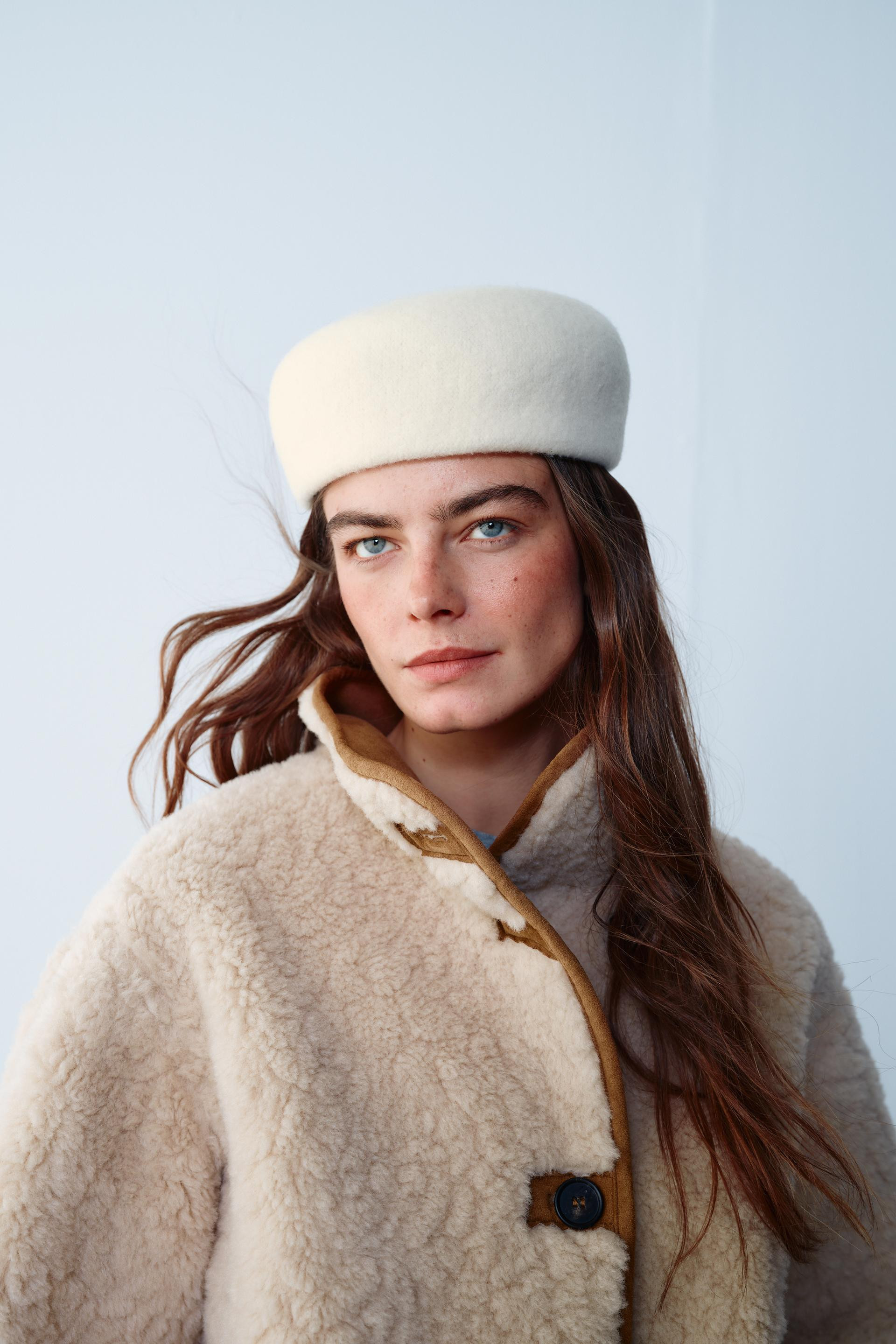 Zara - Wool Blend Pillbox Hat - Ecru - M - Woman | Zara US