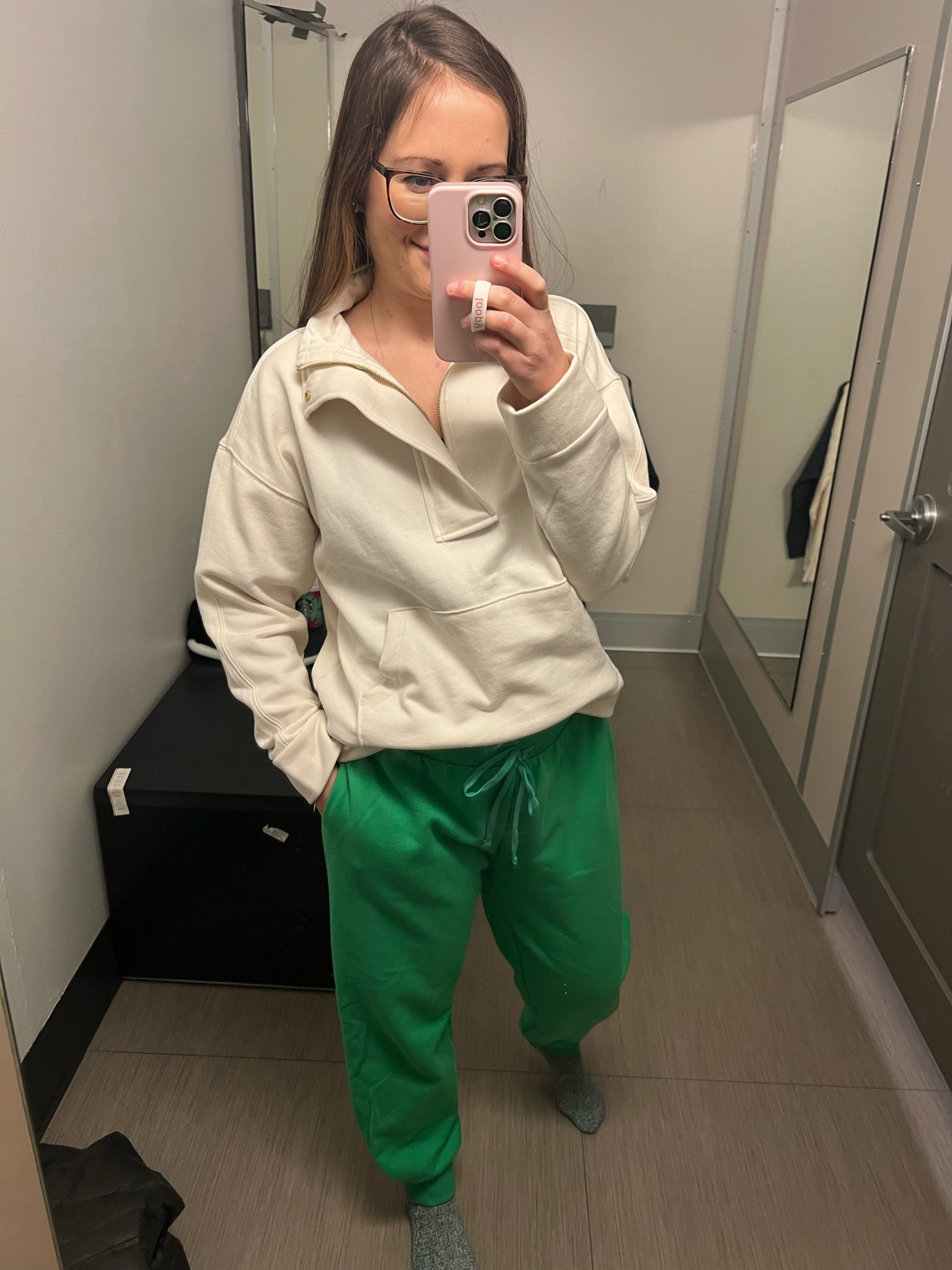 An affordable aerie dupe sweatshirt and cozy trendy jogger sweatpants! Each are $25

Sizing: recommend d staying tts for each. I have a little bump
And am wearing a s sweatshirt ✔️and m bottoms which are a  bit too big



#LTKFind #LTKunder50 #LTKstyletip