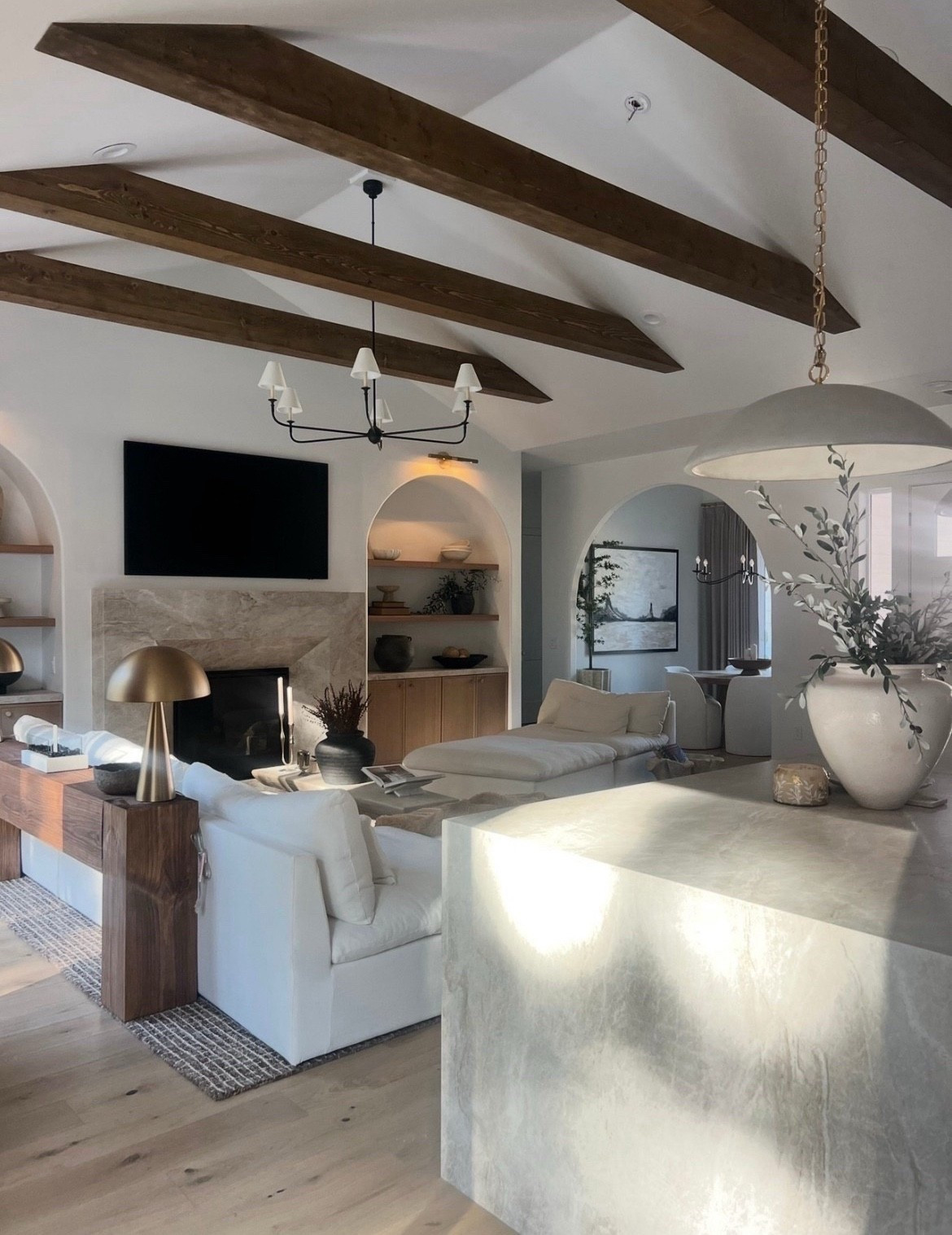 Sharing a little roundup of my latest finds & pieces that I am loving right now 😍

#LTKHome