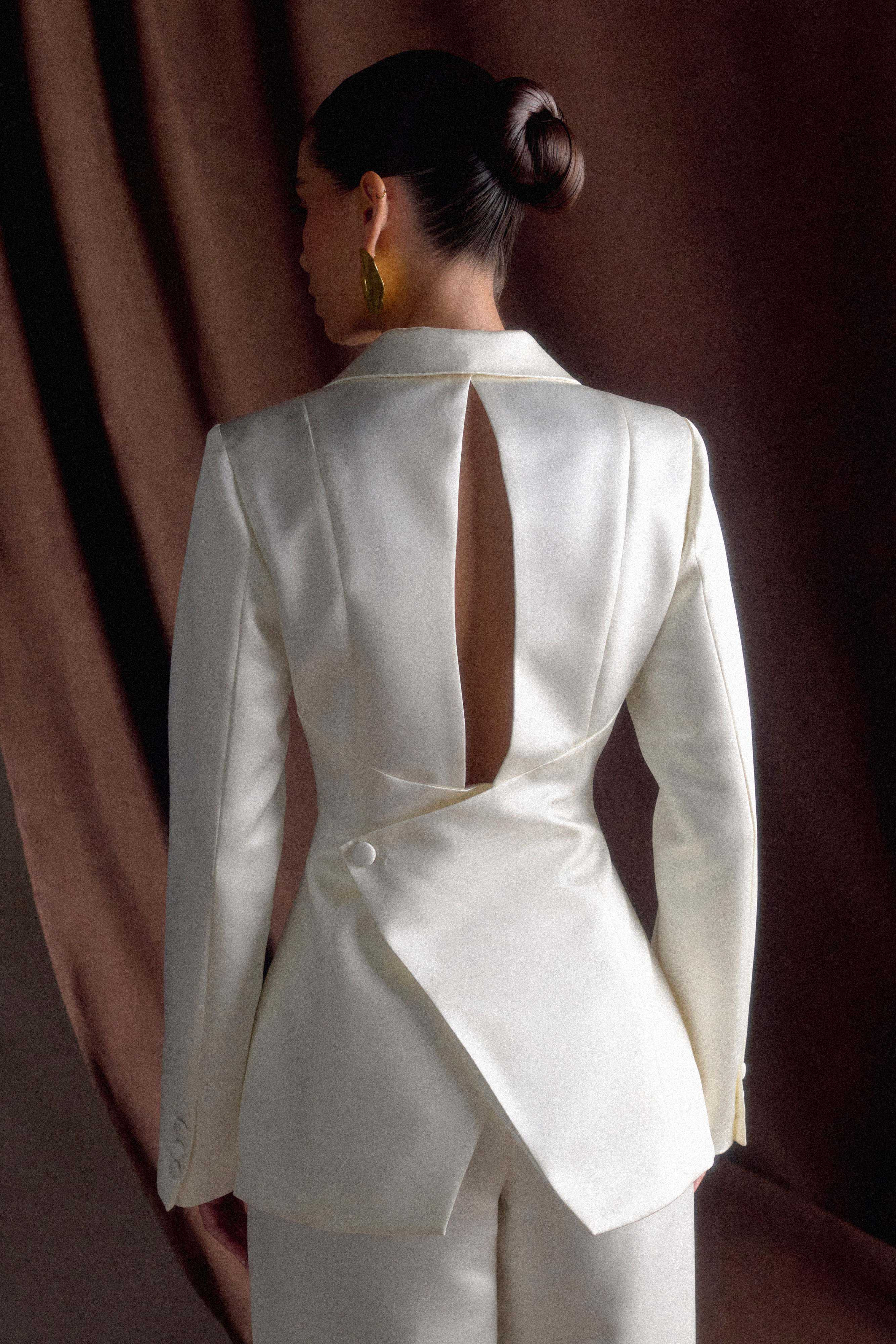 Tailored Satin Blazer - Ivory | MESHKI US