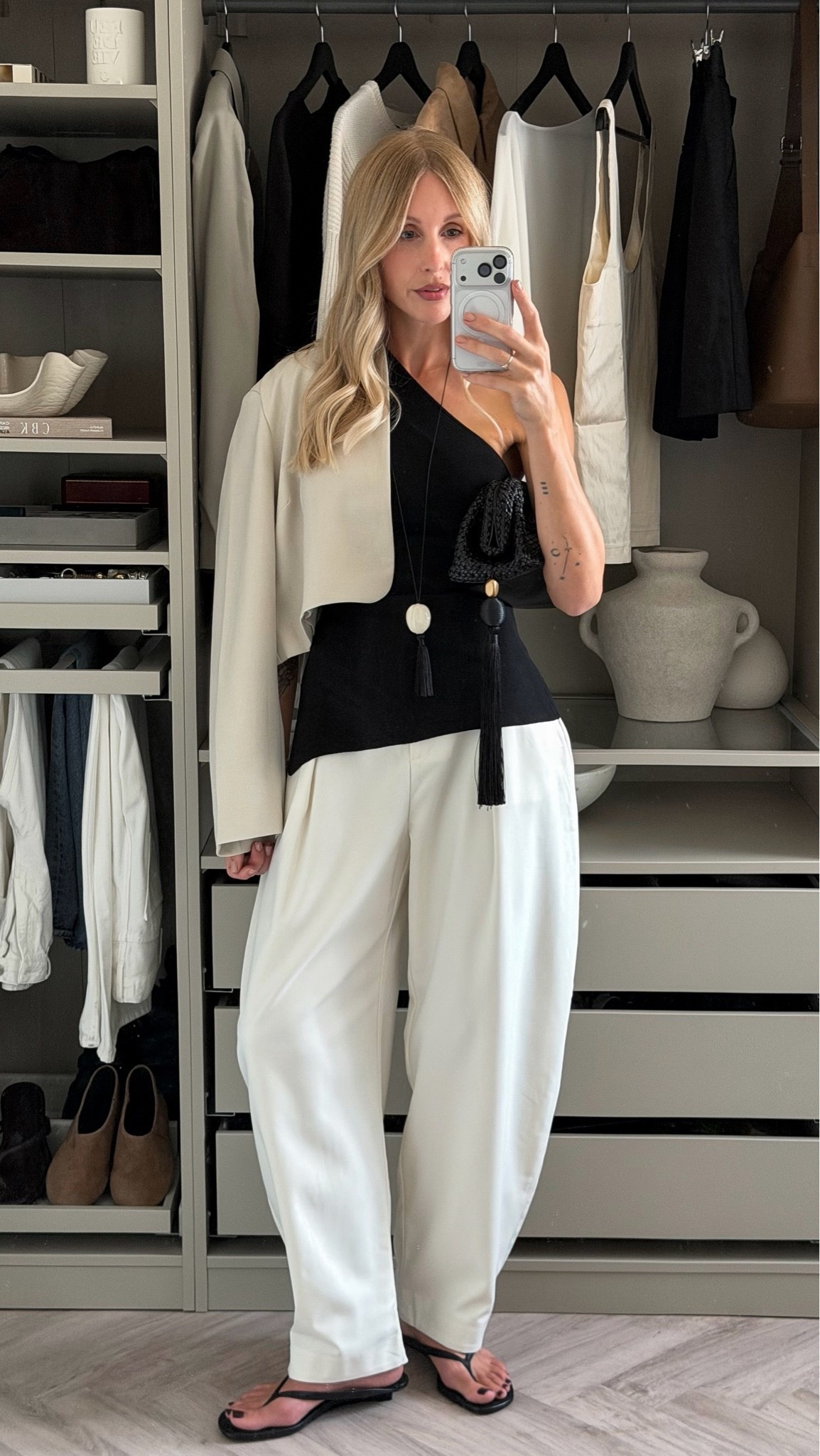 Date night outfit 🖤🤍

#LTKuk #LTKdatenight