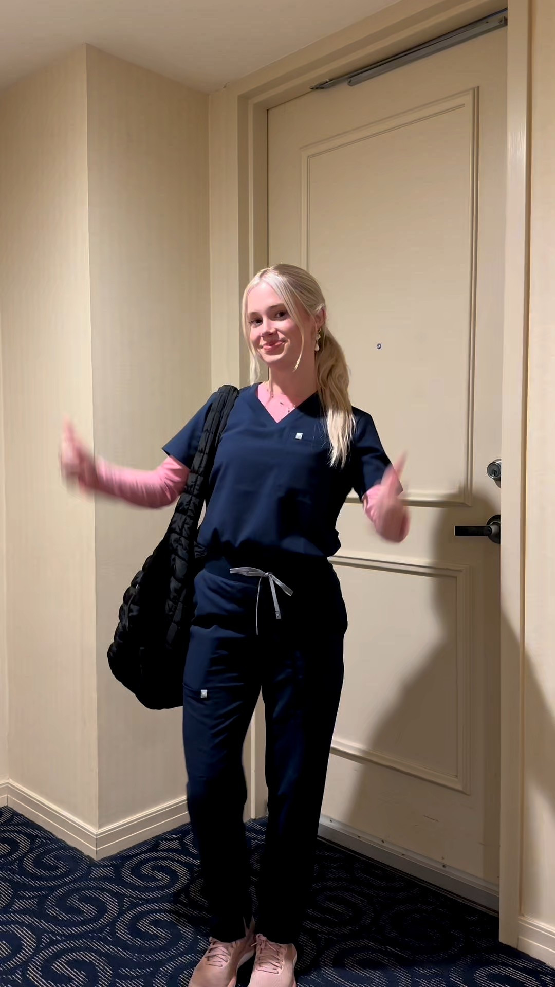 GRWM :)

#LTKGiftGuide #LTKHoliday #LTKdayinmylife