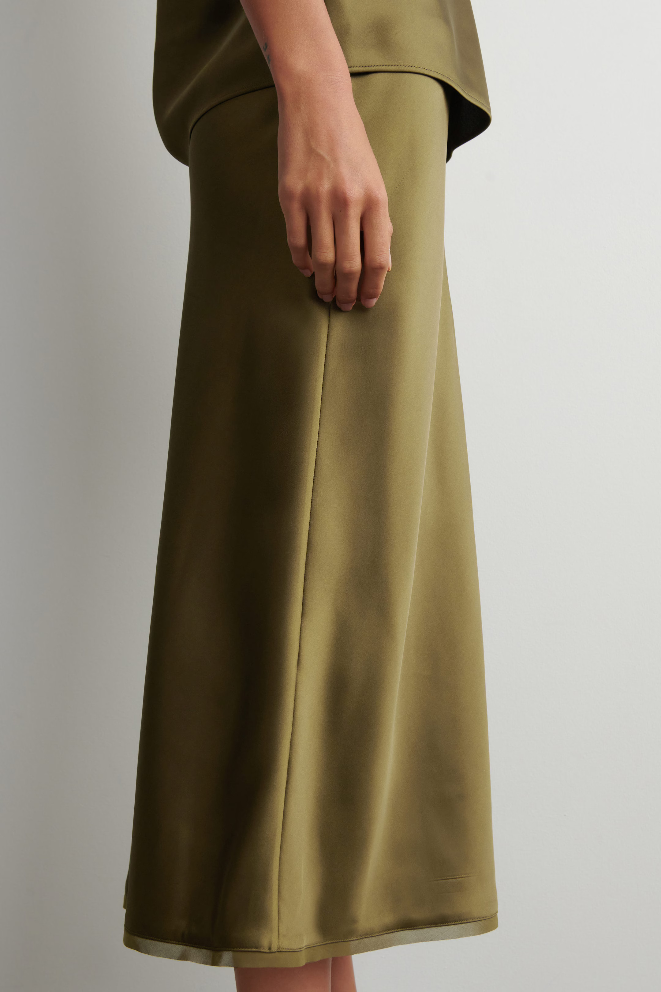 BIAS-CUT SATIN MIDI SKIRT - BROWN | COS GB | COS UK