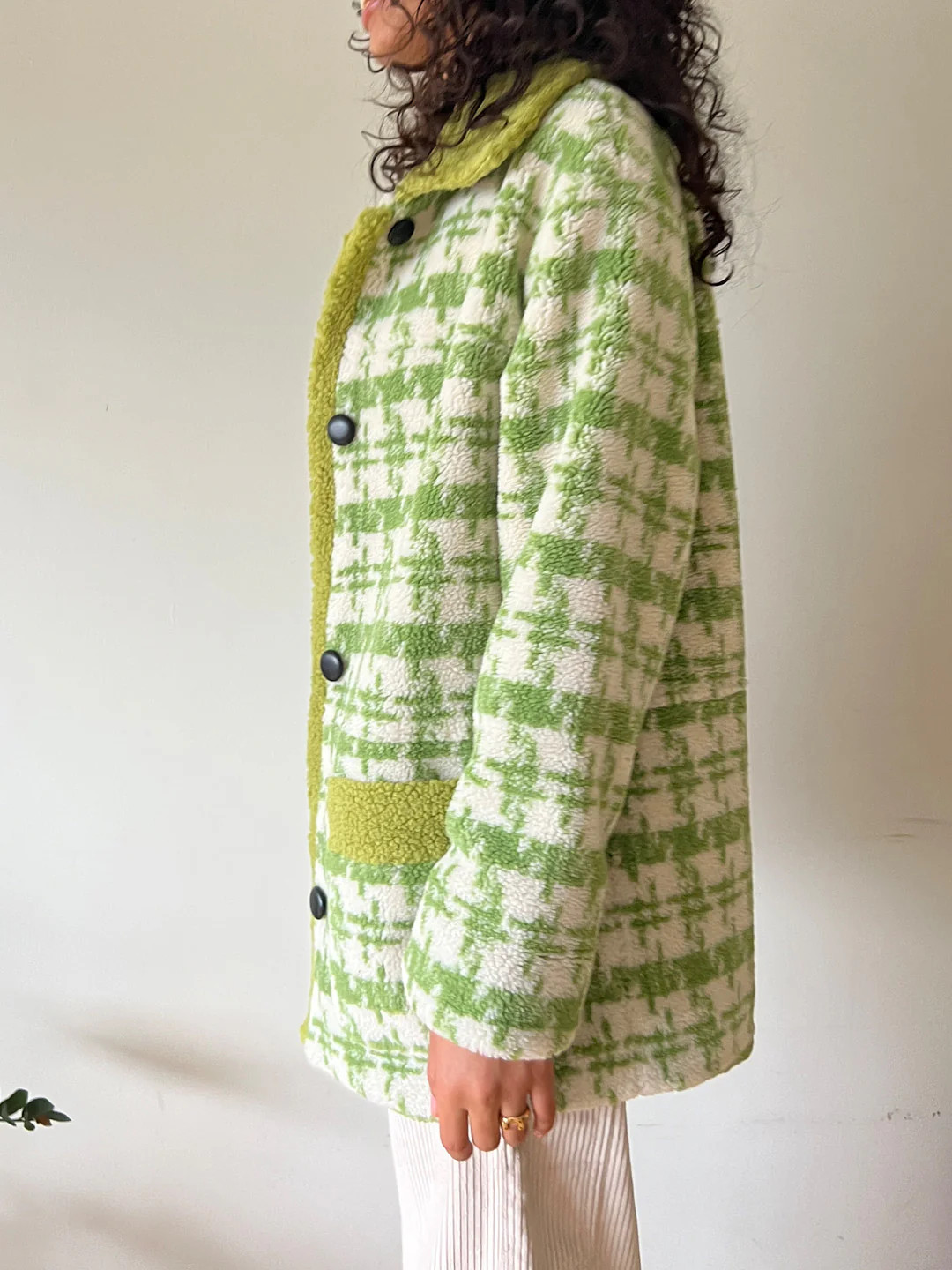 Monique Sherpa Jacket - Green Houndstooth | Lisa Says Gah