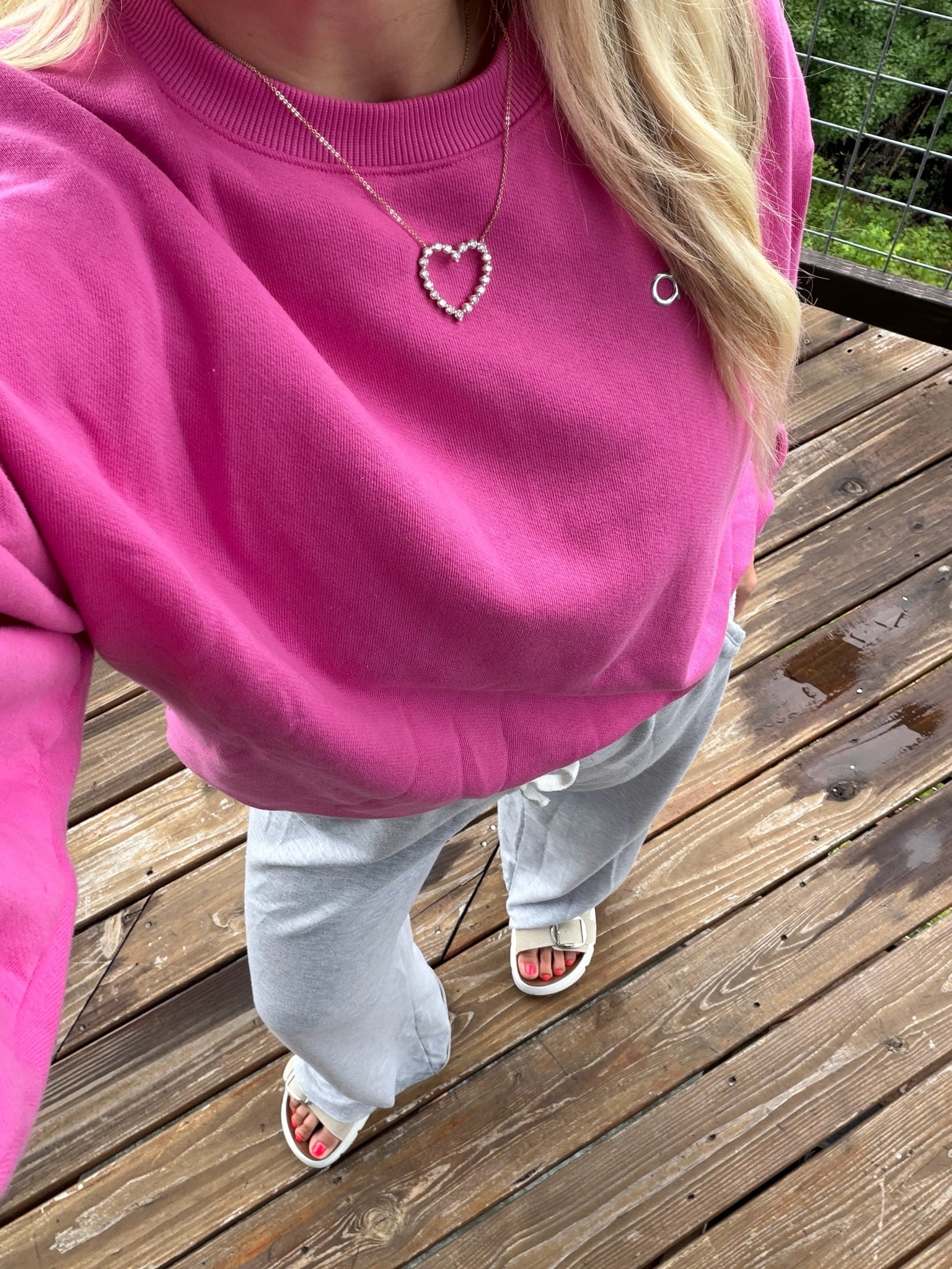 Comfy cute outfit
Size small
Sandals tts

#LTKootd
