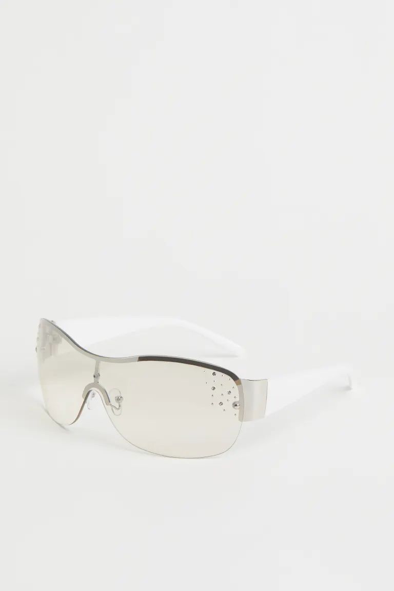 Sunglasses with metal frames. Tinted, UV-protective lenses in plastic with decorative rhinestones... | H&M (US + CA)