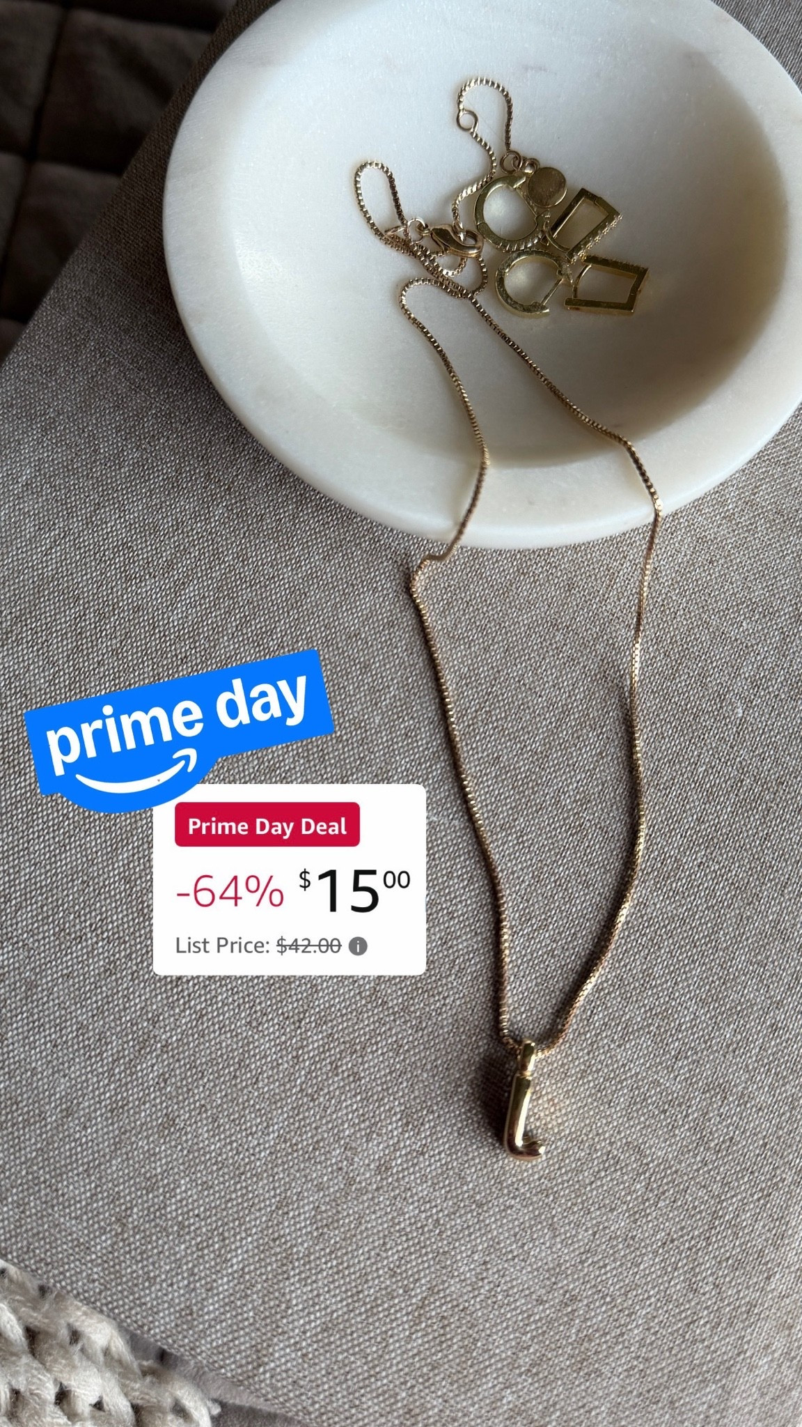 Initial necklaces from Baublebar is over 60% off!!

#LTKSaleAlert #LTKmomlife #LTKBeauty