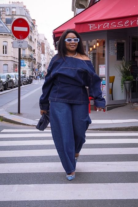 The double denim love will continue in 2024 for me ✌🏾 👖 

Add this look-alike pieces to your cart and wait for the sale in the next coming week 🥰

#ltkGift #streetstyle #doubledenim

LTKFestiveSaleFR #LTKmidsize #LTKstyletip