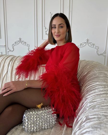@AliceandOlivia makes holiday dressing so easy ♥️ I love the feather cuff detail on this dress! Exclusively available at @bloomingdales ✨ #aliceandolivia #bloomingdales #ad 

#LTKSeasonal #LTKHoliday #LTKstyletip