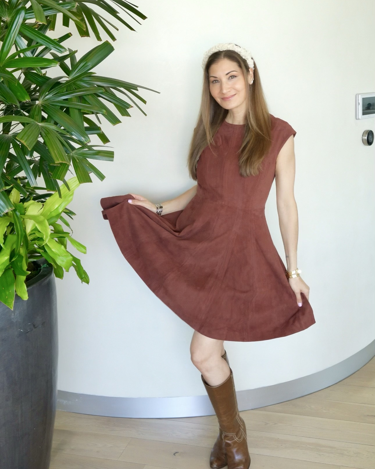 The perfect A-line suede dress in the perfect Autumn tone 🍁
#falloutfit #falldress #boots

#LTKSeasonal #LTKStyleTip #LTKU