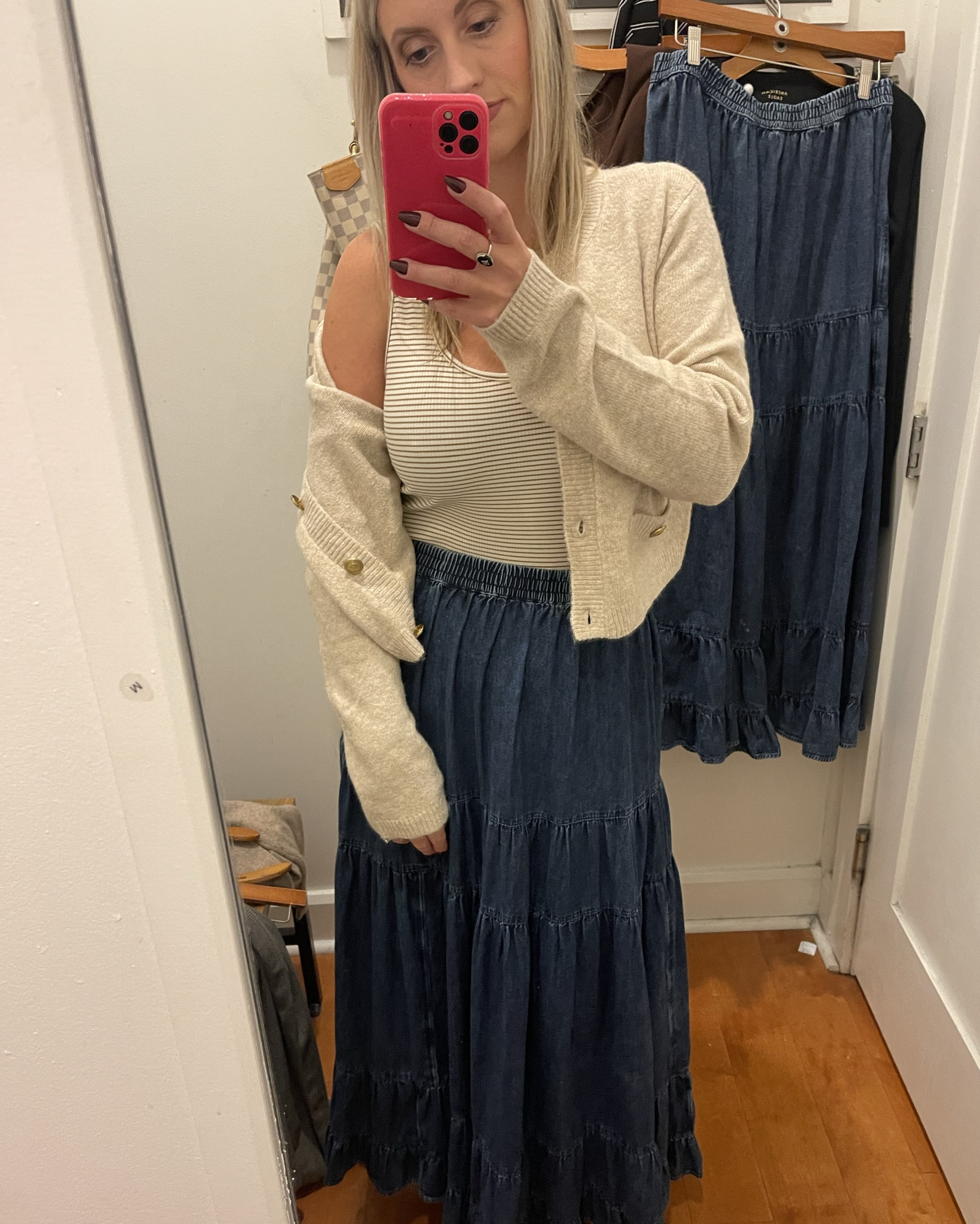 Wearing a medium in the cardigan and skirt. Large in the bodysuit  

#LTKMidsize