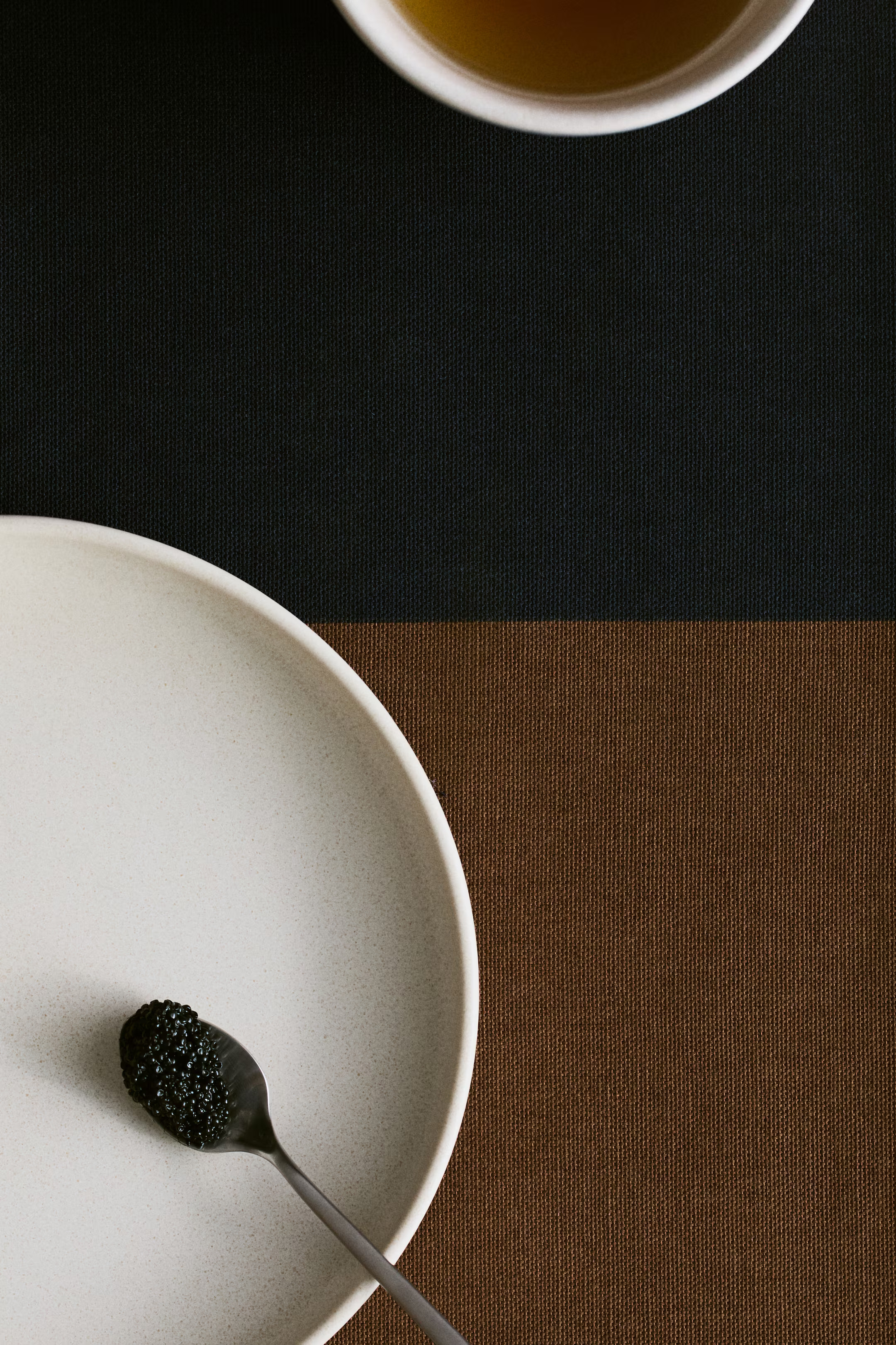 Water-Repellent Tablecloth | H&M (US + CA)