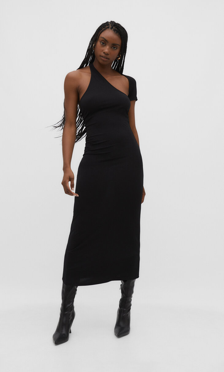 Lange jurk met asymmetrische halslijn - Mode voor dames | Stradivarius Netherlands | Stradivarius (NL)