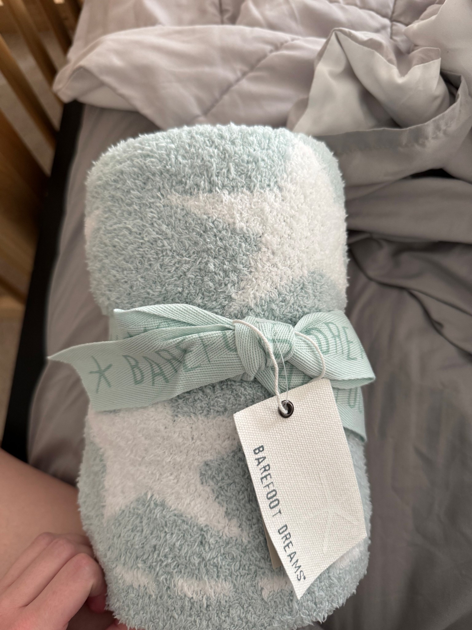 This Barefoot Dreams receiving blanket is seriously the coziest and makes the perfect baby gift!

#LTKBaby #LTKFindsUnder50 #LTKSaleAlert