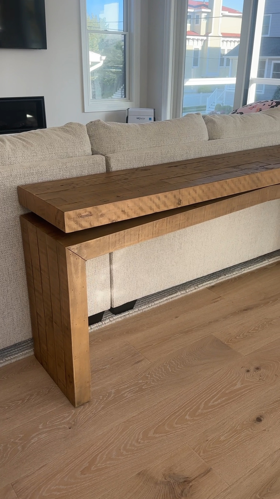 Delivered today, love it! 20% off 😍 + free shipping.. its lowest price I've seen this table go!! & Only 1 day left for this sale so run 🏃‍♀️ 


Interior design | #interiordesign
Home decor | #homedecor
Console table | sofa table 
Furniture sale !! #sale 

#LTKHome #LTKxPrimeDay #LTKHoliday