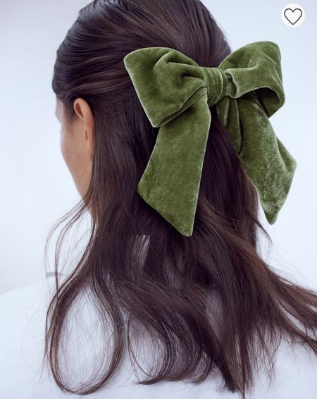 Green velvet bow, velvet bow, velvet hair clip 

#LTKunder50 #LTKstyletip #LTKHoliday