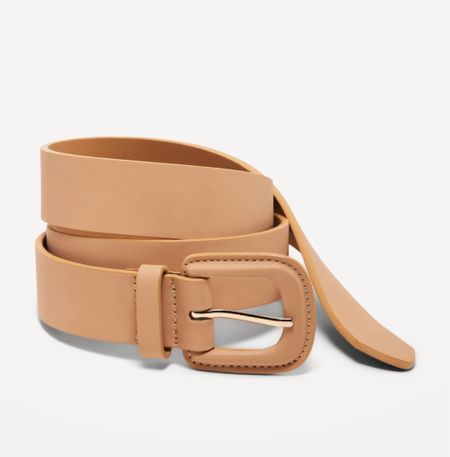 Perfect nude belt under $20!

#LTKSeasonal #LTKFindsUnder50 #LTKStyleTip