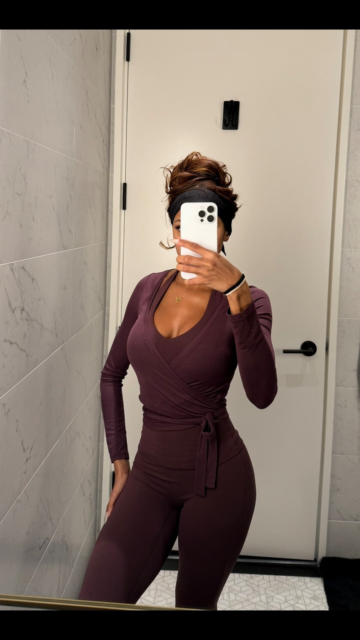 Super cute Amazon activewear set ! The leggings are flare & the wrap top is super soft! Love this color 💜

Flare Leggings- XS
Wrap top- XS 
Halter Sports Bra- S

#LTKActive #LTKCyberWeek