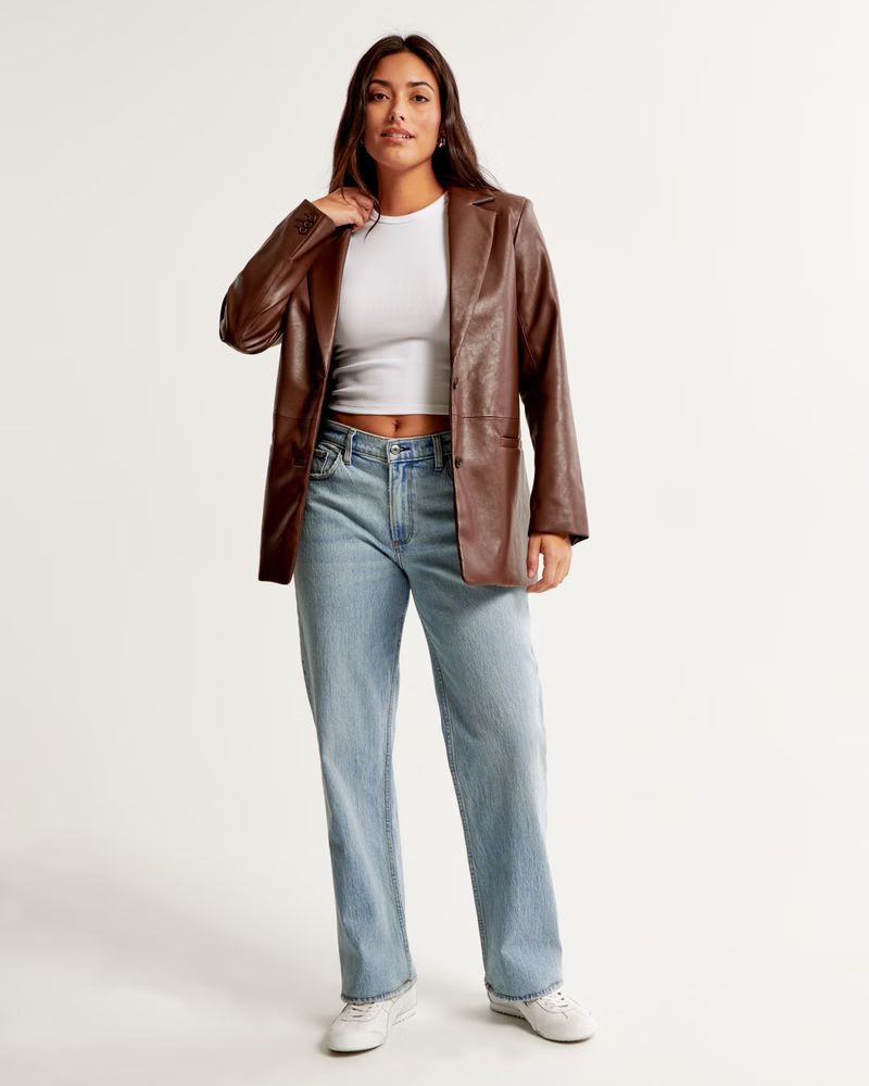 Curve Love Low Rise Baggy Jean | Abercrombie & Fitch (US)