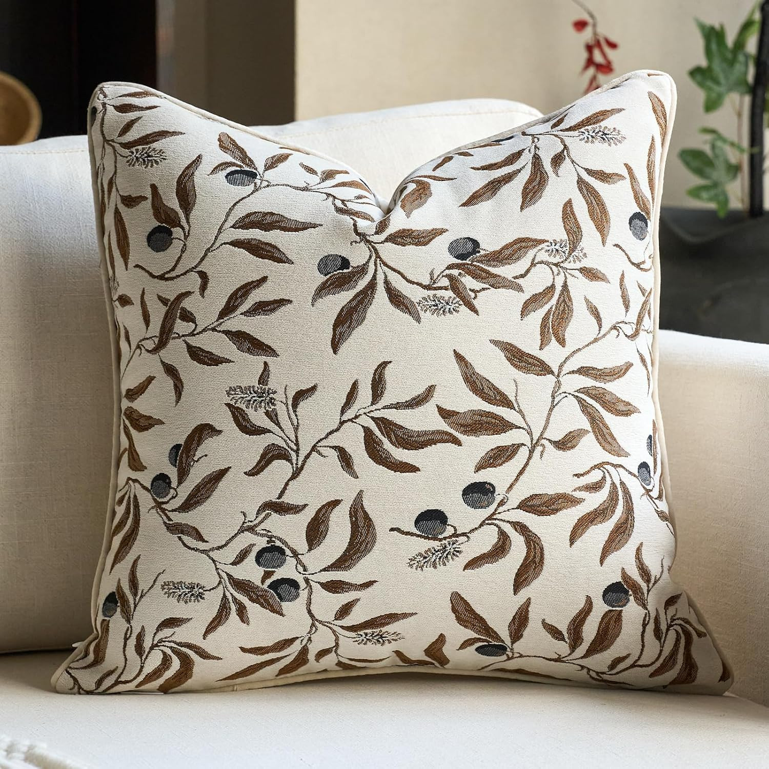 Alerfa Beige Floral Throw Pillow Cover 20 x 20 Inch Sqaure Luxury Decorative Pillow Cover for Couch Living Room Bedroom | Amazon (US)