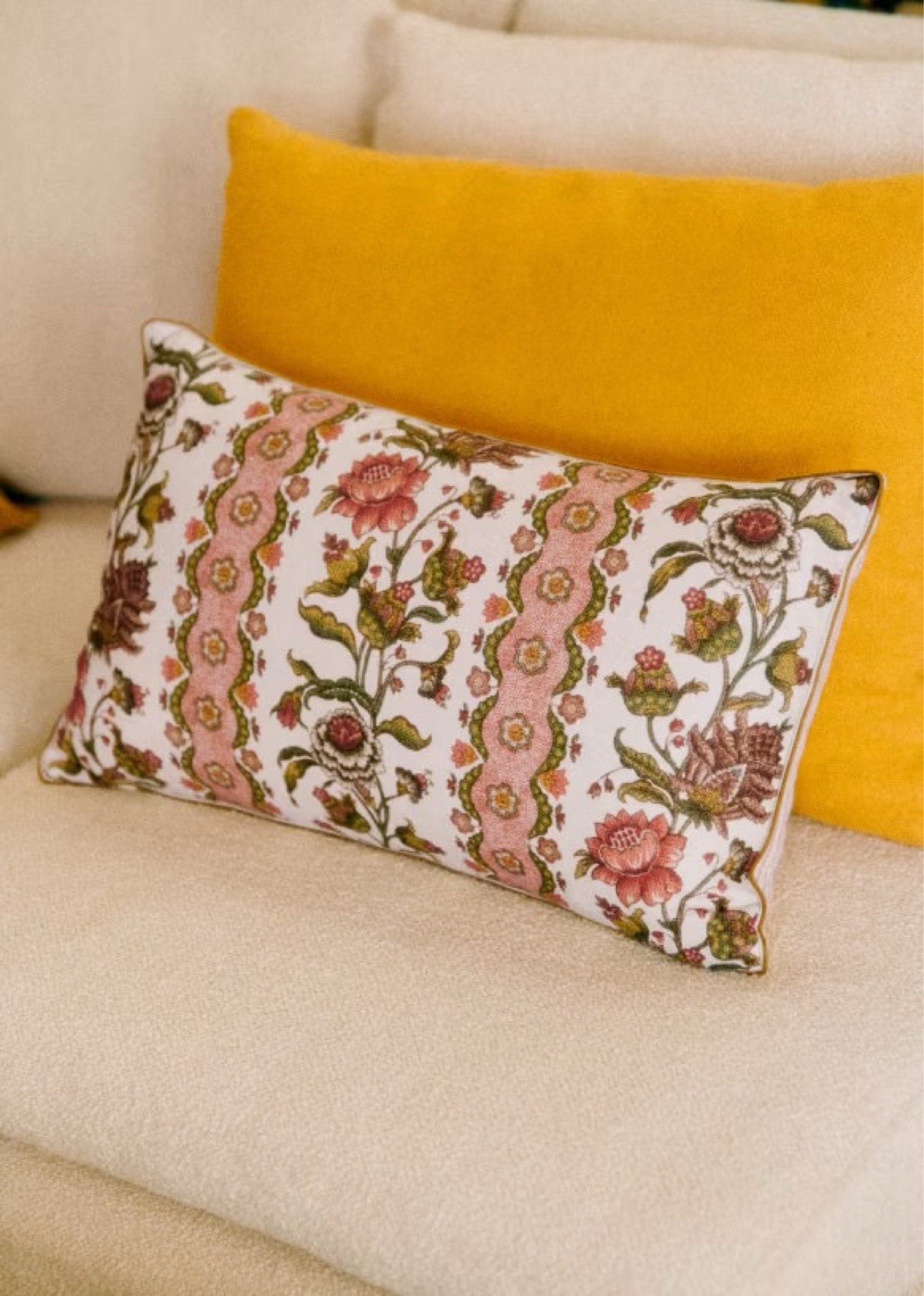 Pretty pillows 

#LTKHome #LTKFindsUnder100