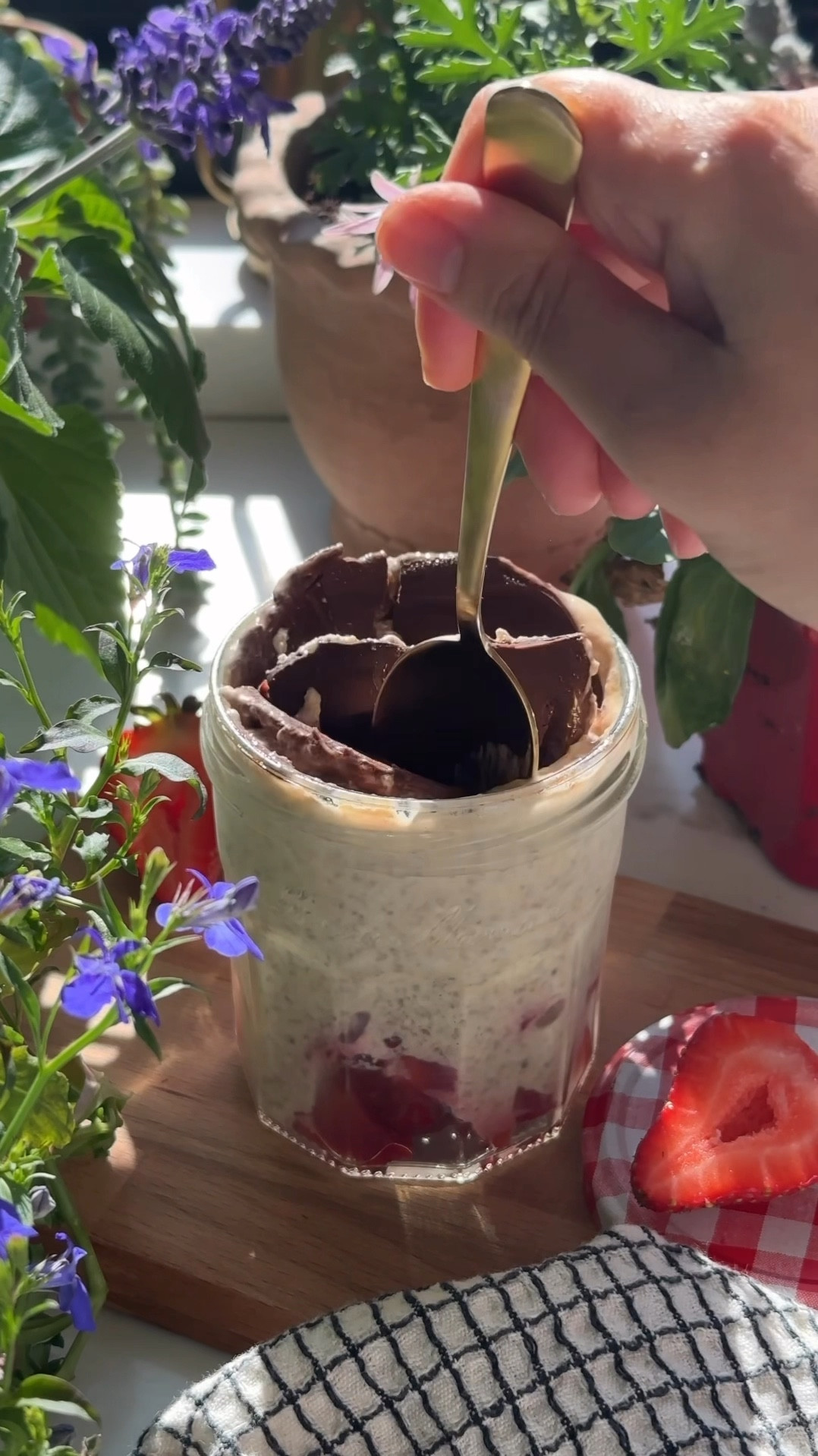 Making blended over night oats with my Our Place blender! This recipe is so easy, delicious and quick especially when you have a blender like this one. 

It comes in several colour options and you can get the accessories like the pitcher for bigger batches. 

This blender reminds me of the Magic Bullet but way cuter and prettier.  

#LTKHome #LTKVideo