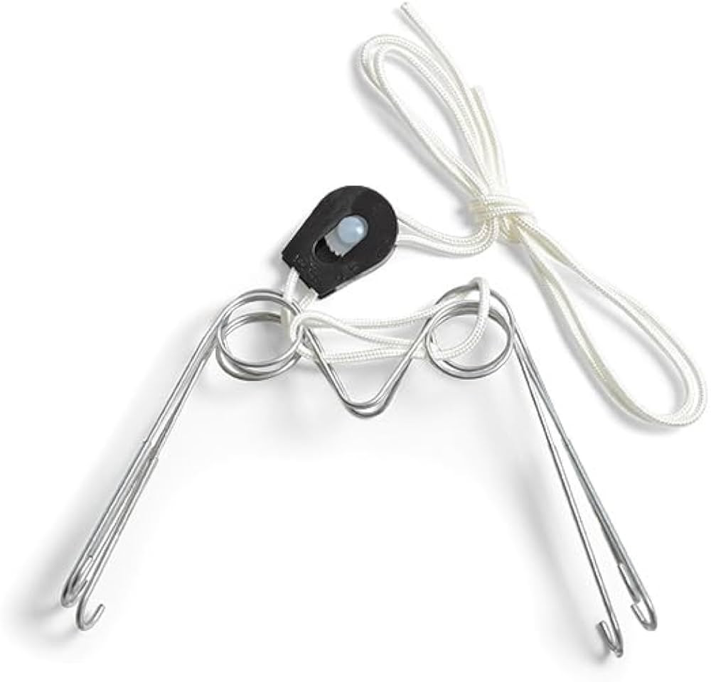 Display Buddie Large Adjustable Plate Hanger for ROUND Plates, Platters, Bowls, 14 inch-22 inch D... | Amazon (US)