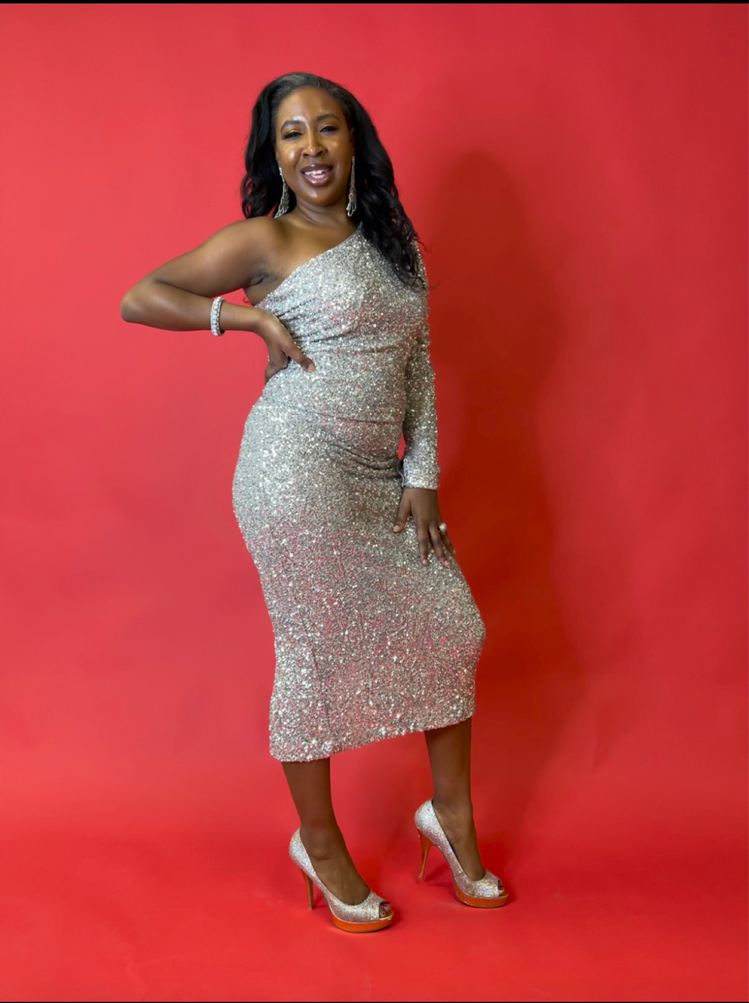 Sparkly outfit perfect for holiday and New Years celebrations! (The skirt is sold out, but found a flared option that would work just as well.)💋

#LTKfit #LTKFind #LTKHoliday