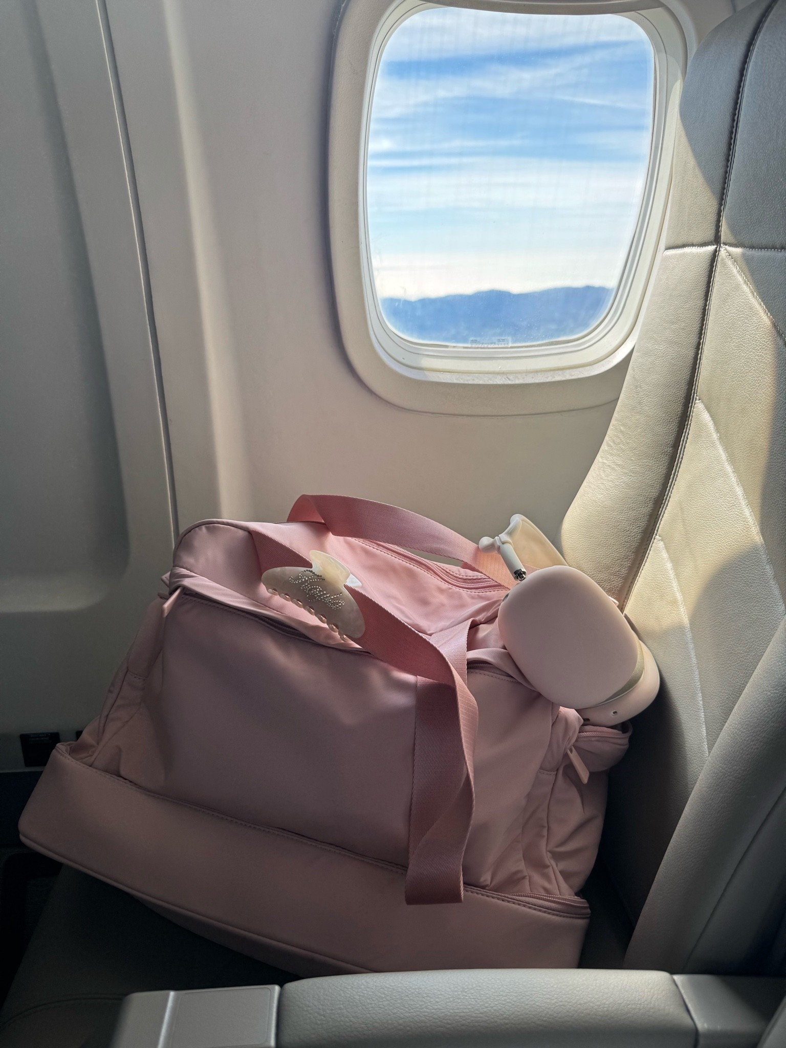 my favorite overnight bag 🫶 she so cute
