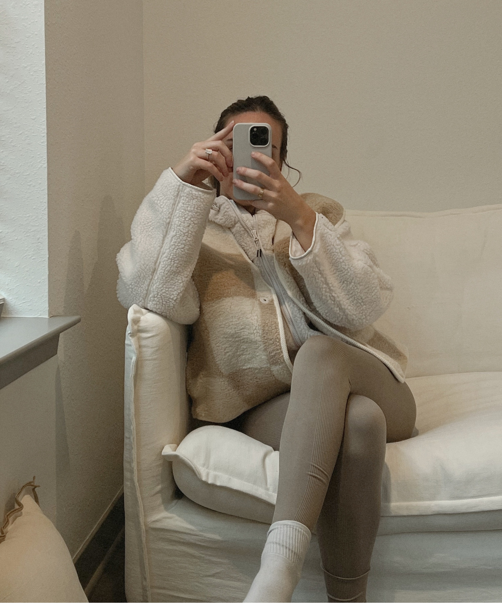 Cozy casual 

#LTKstyletip #LTKunder100 #LTKfit
