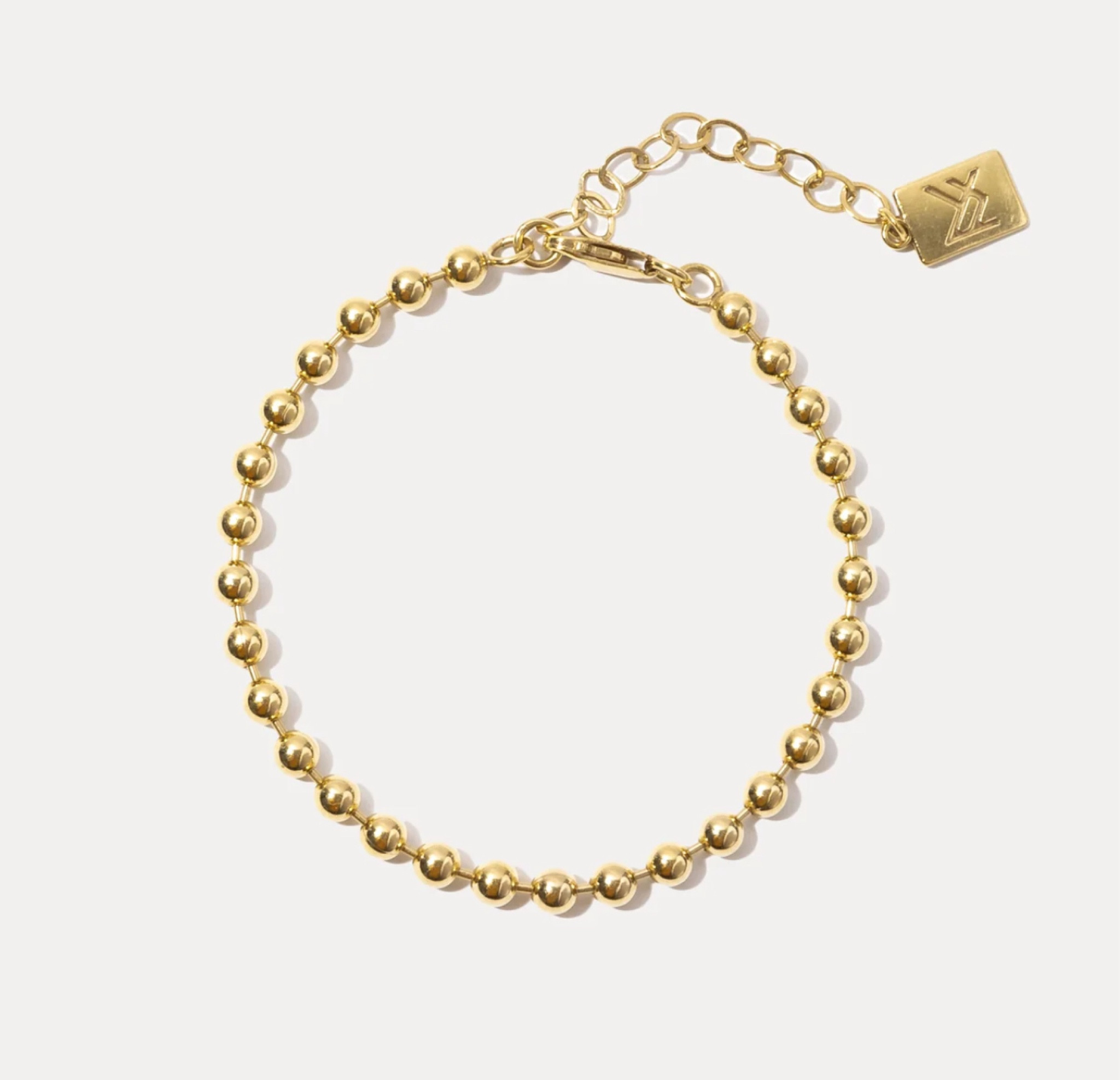 My beaded bracelet I wear 😍
Use code LOLAMARIE 