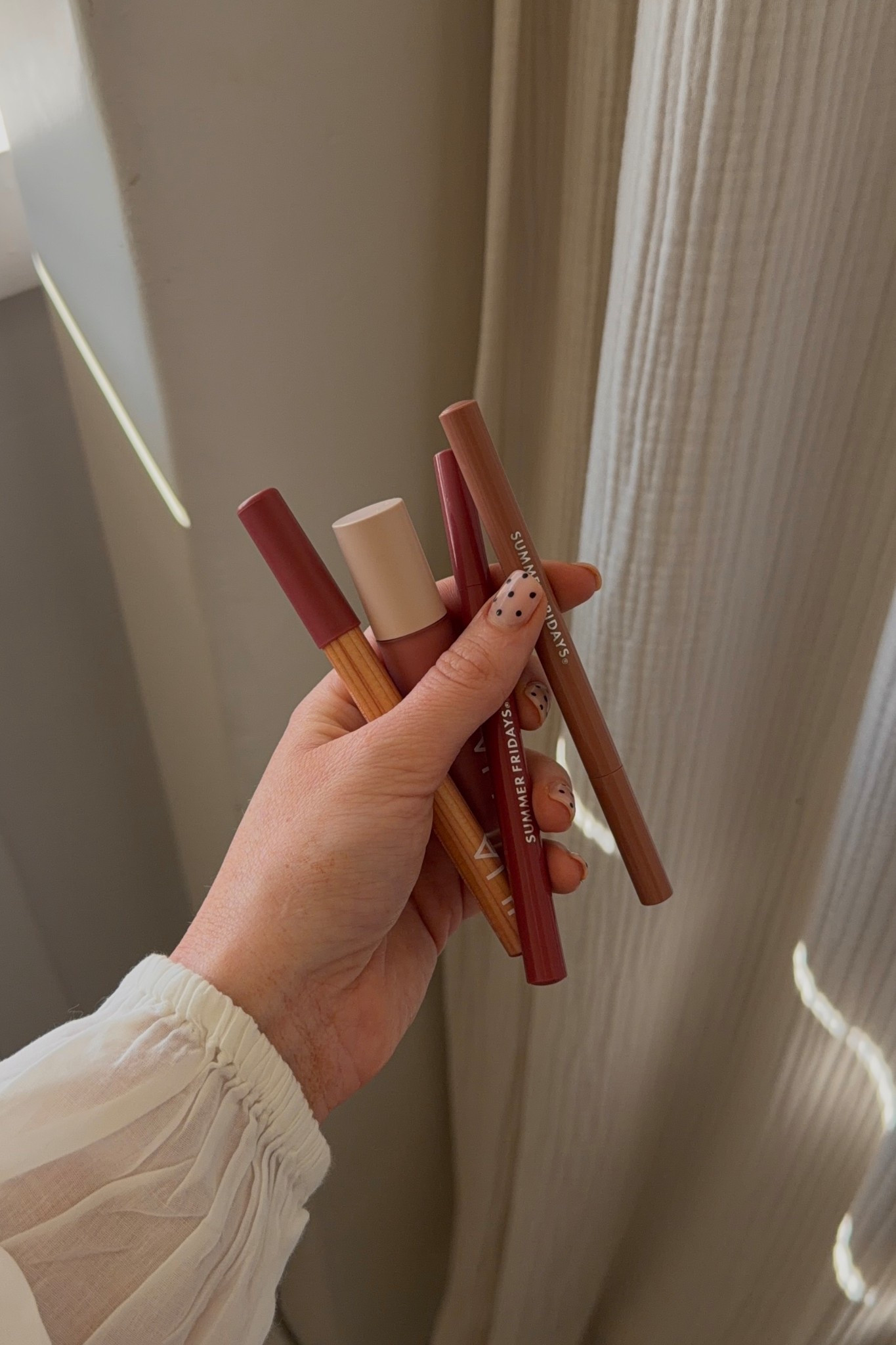 My current favorite lip combo and products! The summer Friday’s lip stain paired with the Ilia Lip Glaze is perfection 