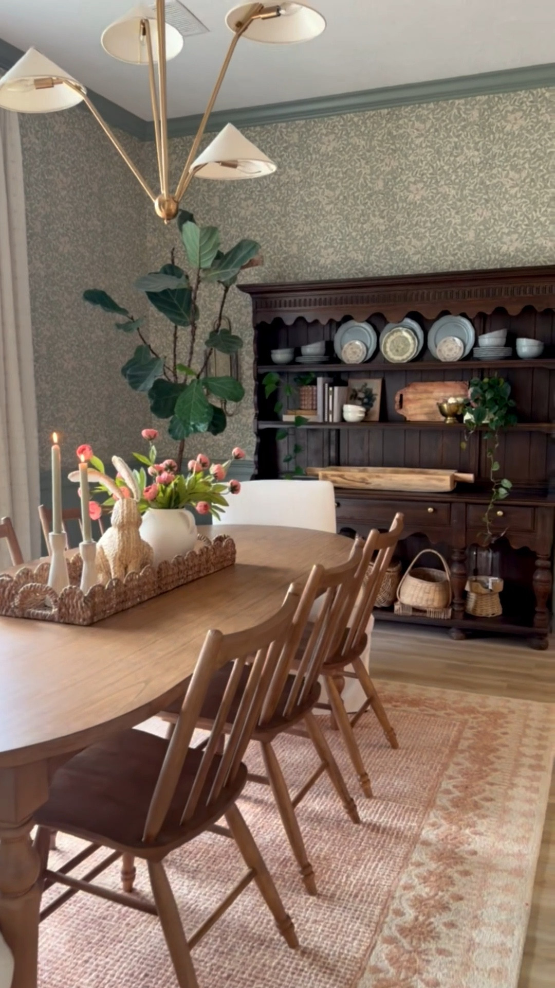 Dining room! Loving these stems for the spring. They are SO pretty! 

Dining room decor spring Easter summer stems furniture 

#LTKHome #LTKSeasonal
