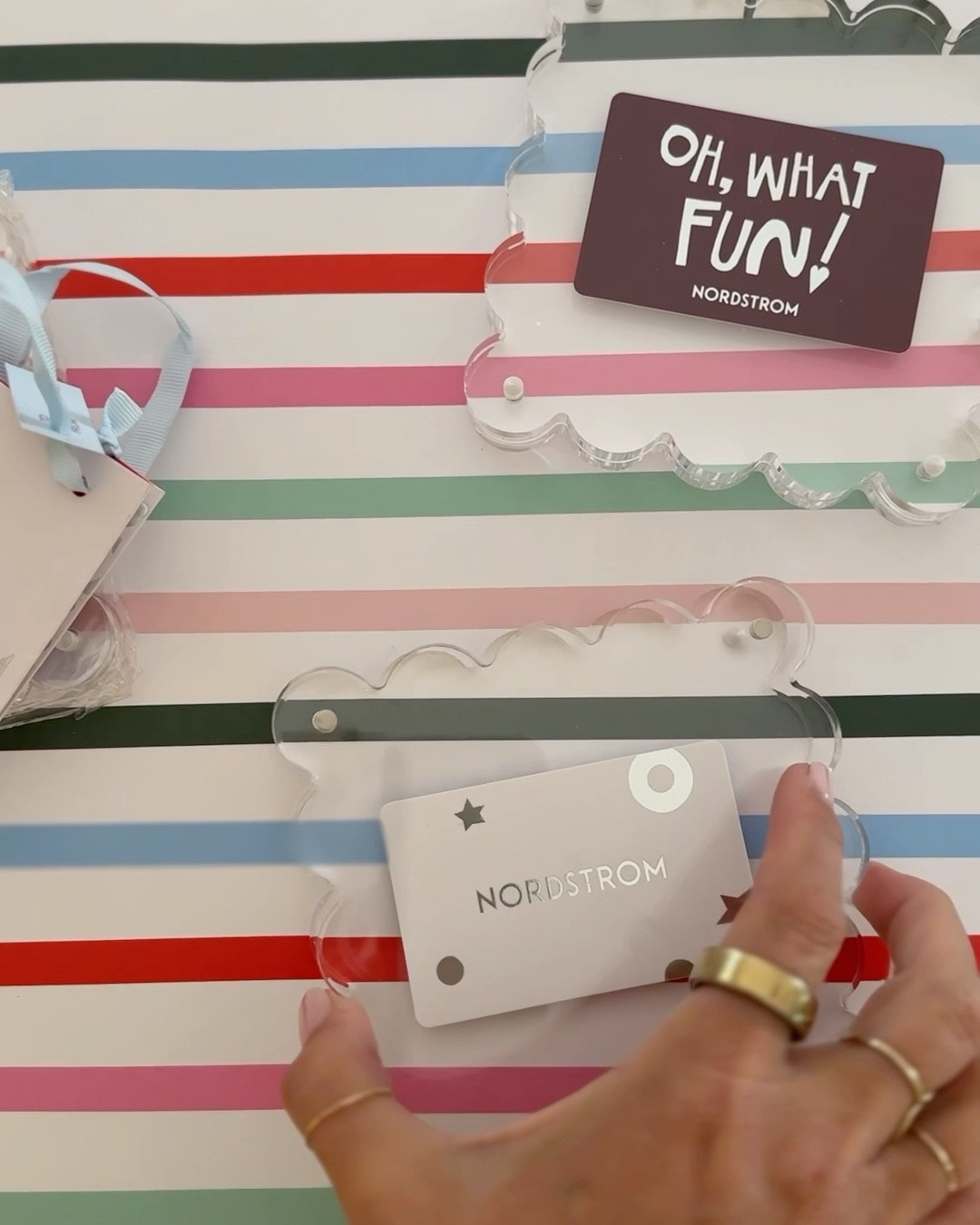 Teacher gift cards—but elevated ✨
If you’re looking for teacher gift ideas that feel thoughtful (not last-minute), this is my go-to. I used clear acrylic frames to turn simple gift cards into something special, layered with decorative ribbon, gift tags, and a little extra flair. Perfect for teacher appreciation gifts, room mom gifting, end-of-year teacher presents, or holiday school gifts.
All the supplies I used—acrylic frames, ribbons, and gift-wrapping details—are linked here so you can recreate this easy but wow-factor gift card presentation in minutes. Save this for your next classroom gift moment

#LTKHoliday #LTKGiftGuide #LTKHome