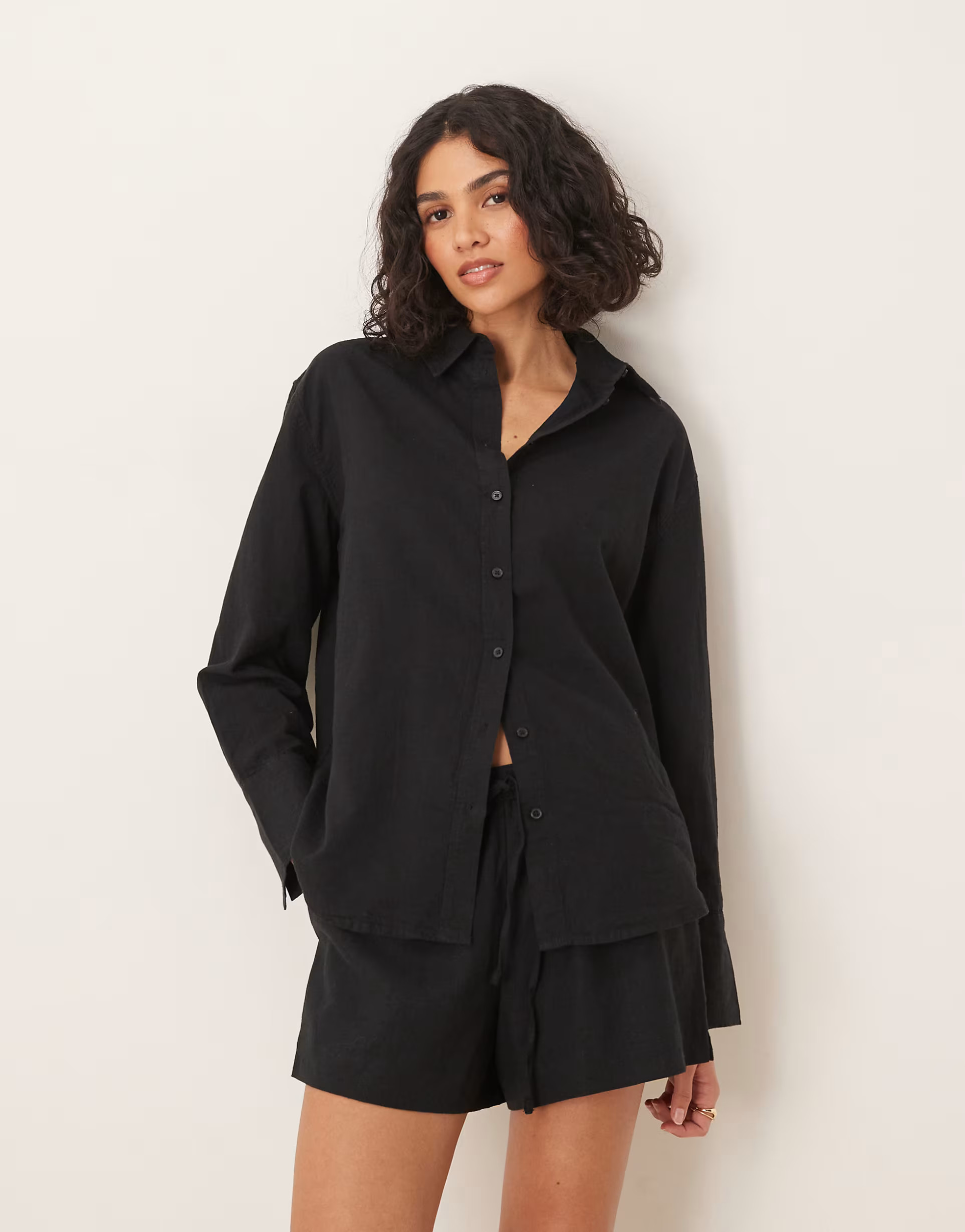 Gina Tricot long sleeve linen shirt in black | ASOS (Global)