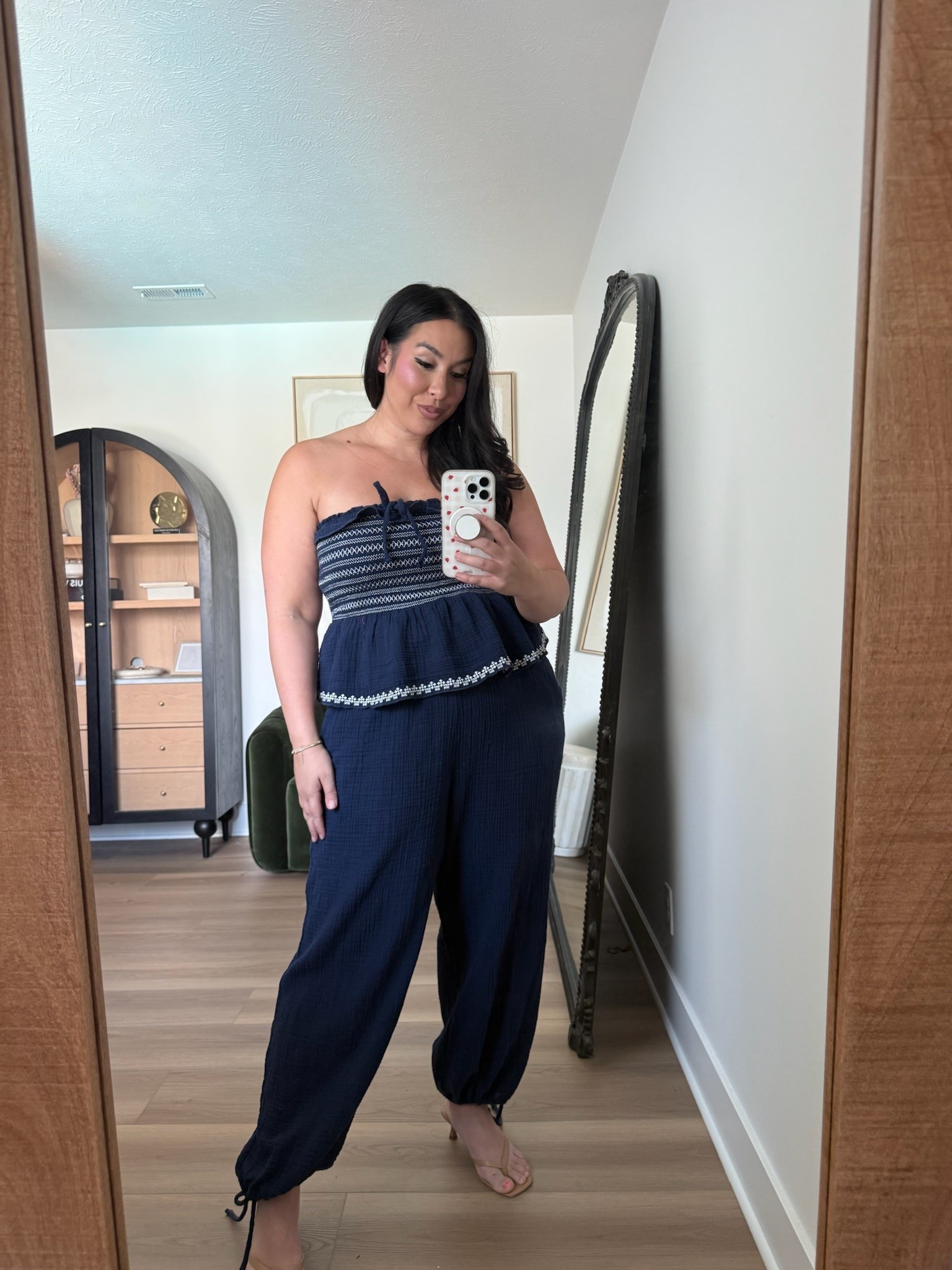 Navy matching set moment and soft belly friendly! Size XL

ootd, summer outfits, fashion inspo, midsize fashion

#LTKootd #LTKSeasonal #LTKMidsize