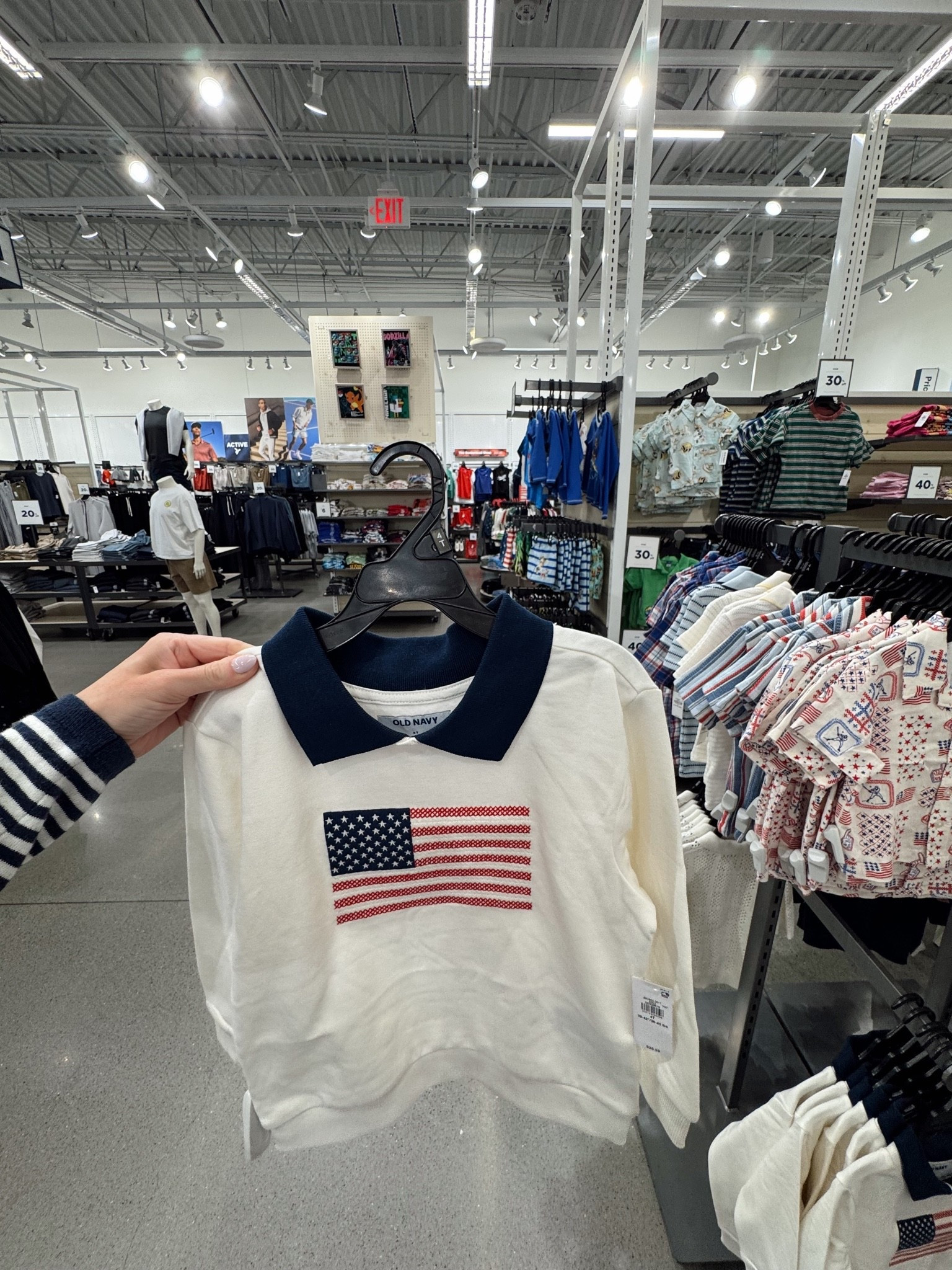 & my favorite sweater I’ve seen for toddler boys!! 🇺🇸
love the collar 👏🏼

#LTKSaleAlert #LTKKids #LTKBaby