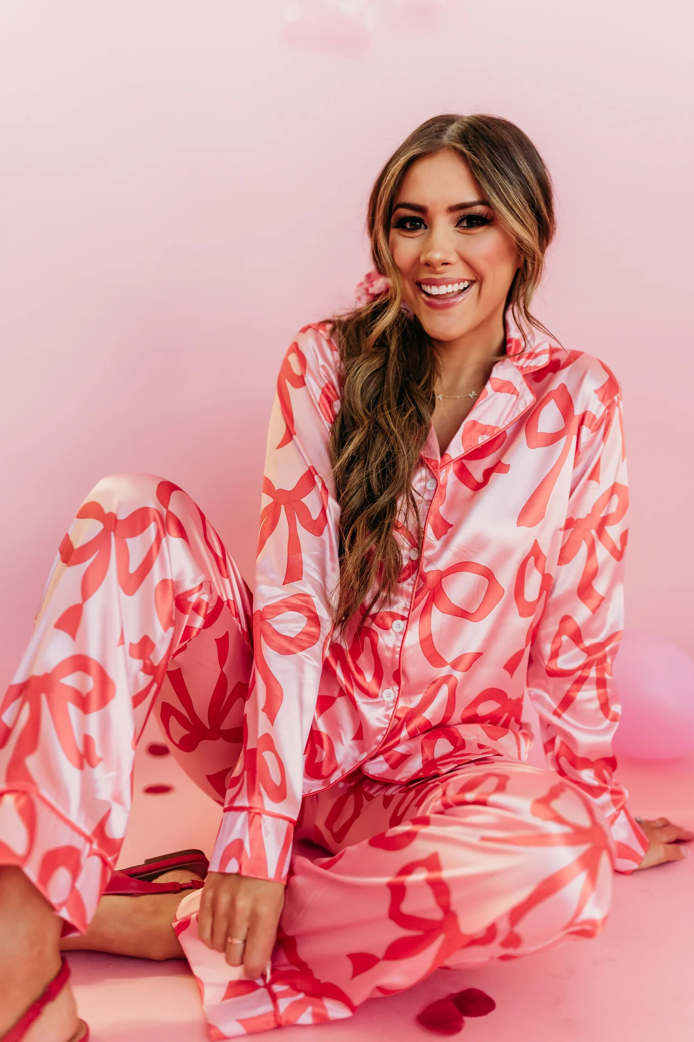 THE ADORA BOW PRINT PAJAMA SET IN PINK | Pink Desert