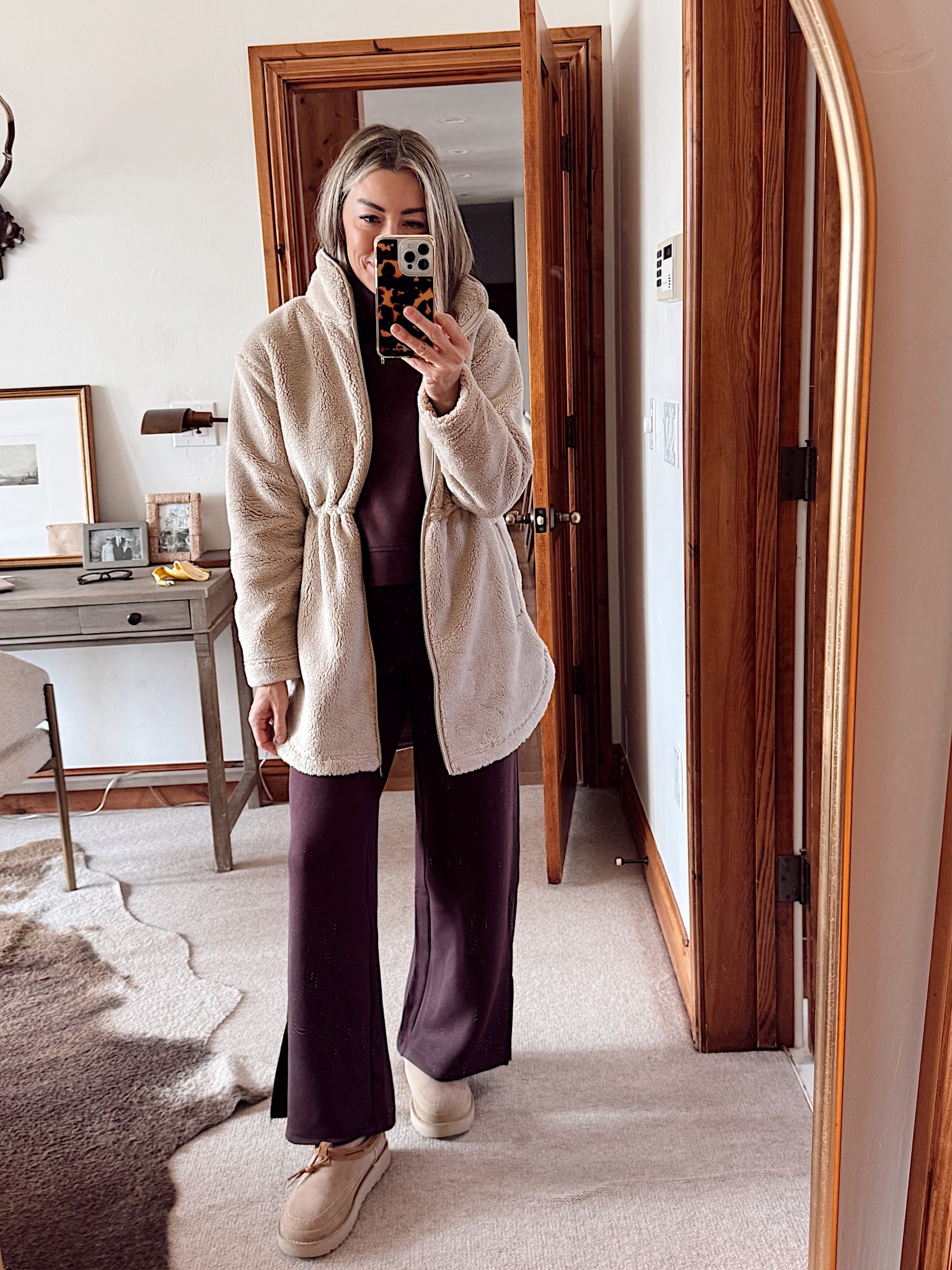 Yesterday’s travel outfit we are in Miami for a quick weekend getaway
Lounge set love the material and it is so comfortable and flattering. I’m wearing a small this entire outfit is under 100 this fleece jacket is giving me Varley vibes!
I’m wearing a S in everything 

#LTKootd #LTKgrwm #LTKFindsUnder100