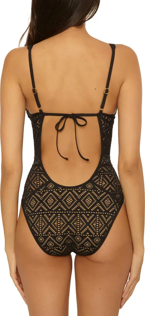 Becca Keyhole One-Piece Swimsuit | Nordstrom | Nordstrom