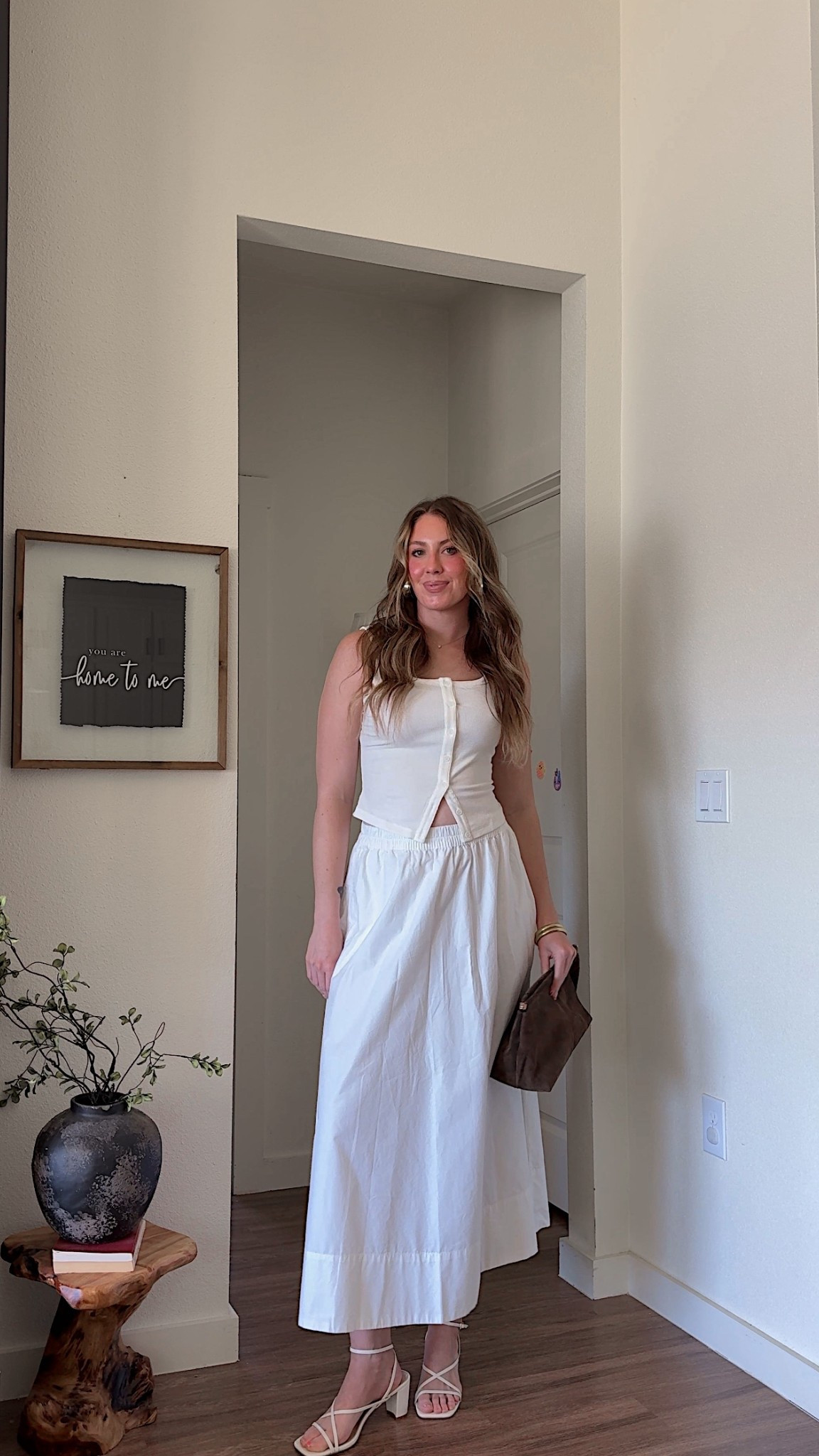 Graduation outfit idea, vacation outfit idea, etc! Love this white maxi skirt! Comes in short regular & tall lengths! Wearing small tall 