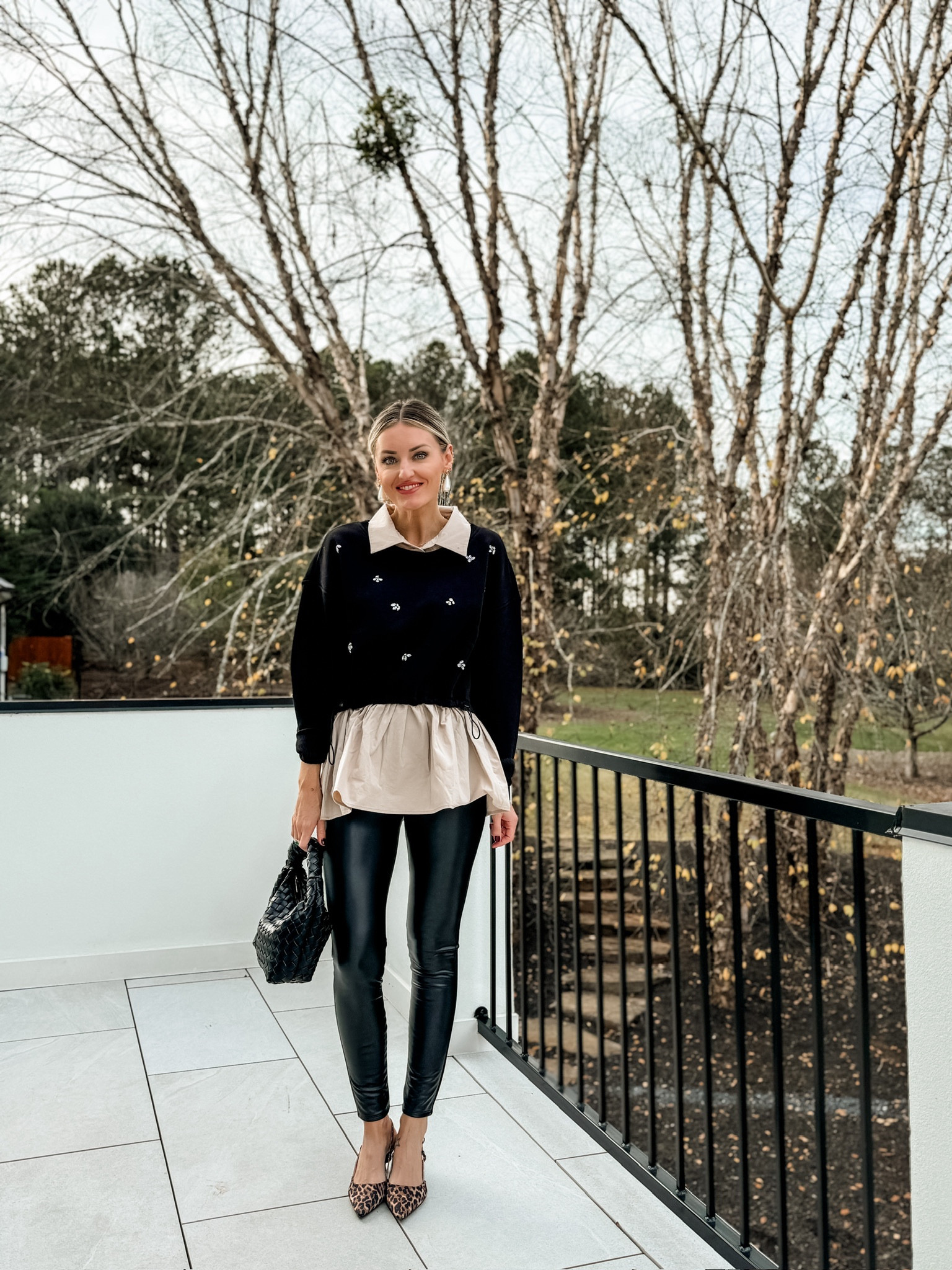 I have loved styling this top! Currently 30% off from Anthropologie! Wearing XS!

Loverly Grey, Anthropologie, Black Friday, holiday looks, holiday outfit, leather leggings 

#LTKCyberWeek #LTKSaleAlert #LTKStyleTip